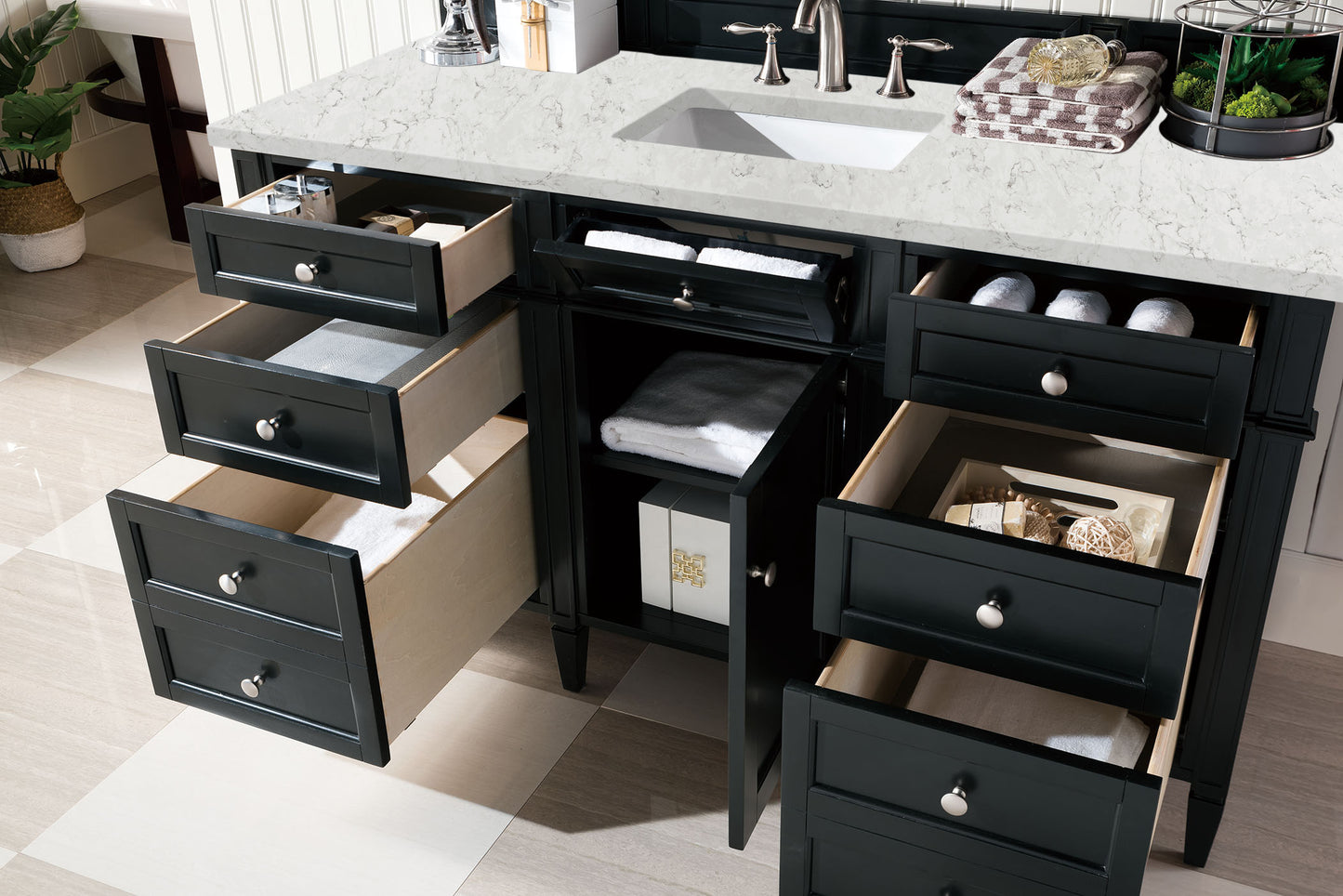 James Martin Vanities Brittany 60" Black Onyx Single Vanity With 3 cm Eternal Jasmine Pearl Silestone Top and FreePower Wireless Charger