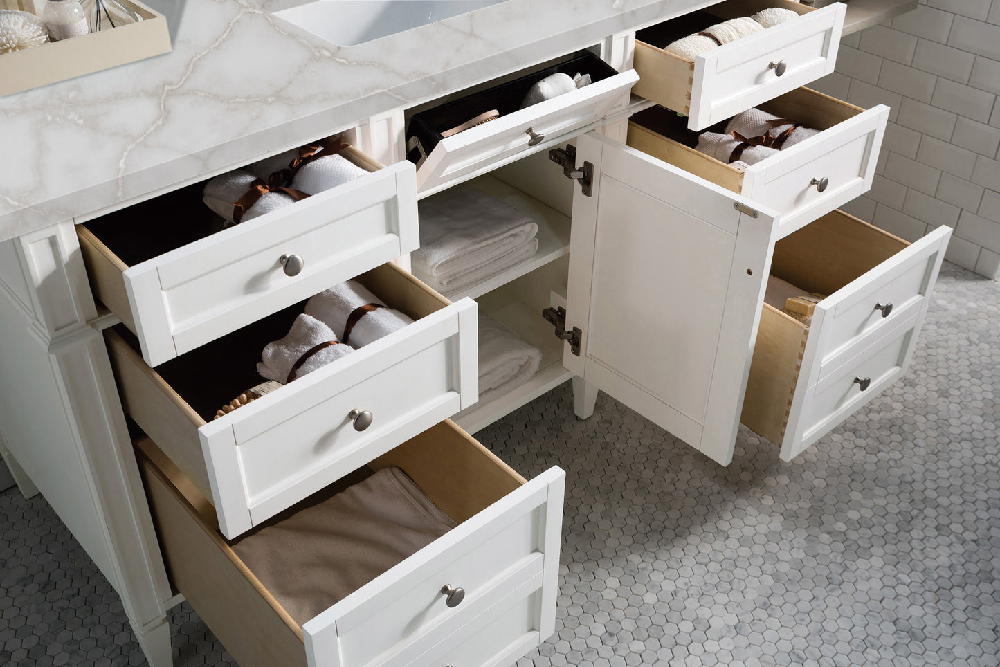 James Martin Vanities Brittany 60" Bright White Single Vanity With 3 cm Victorian Silver Silestone Top and FreePower Wireless Charger