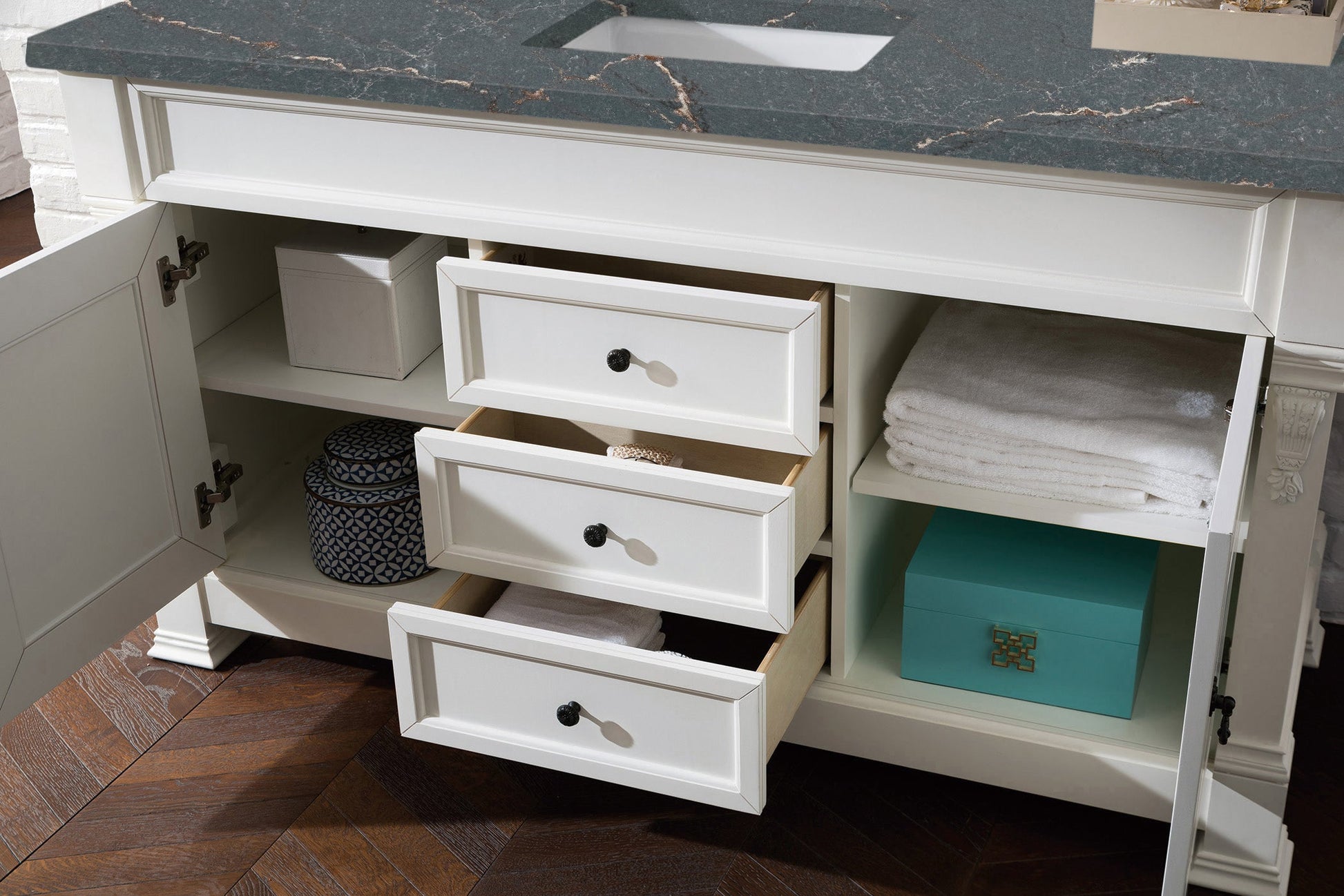 James Martin Vanities Brookfield 60" Bright White Single Vanity With 3 cm Parisien Bleu Quartz Top