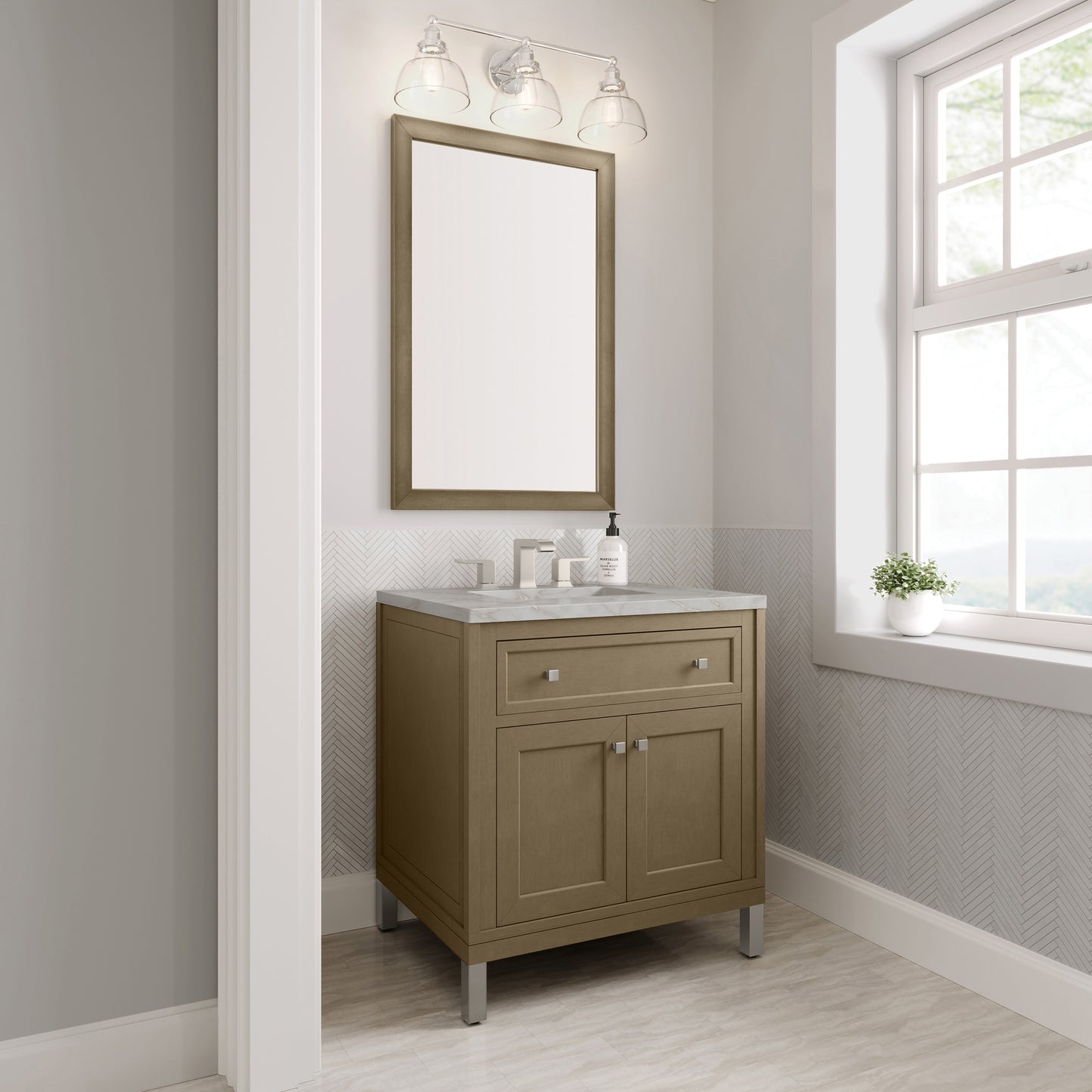 James Martin Vanities Chicago 30" Walnut Whisper Single Vanity With 3cm Victorian Silver Silestone Top
