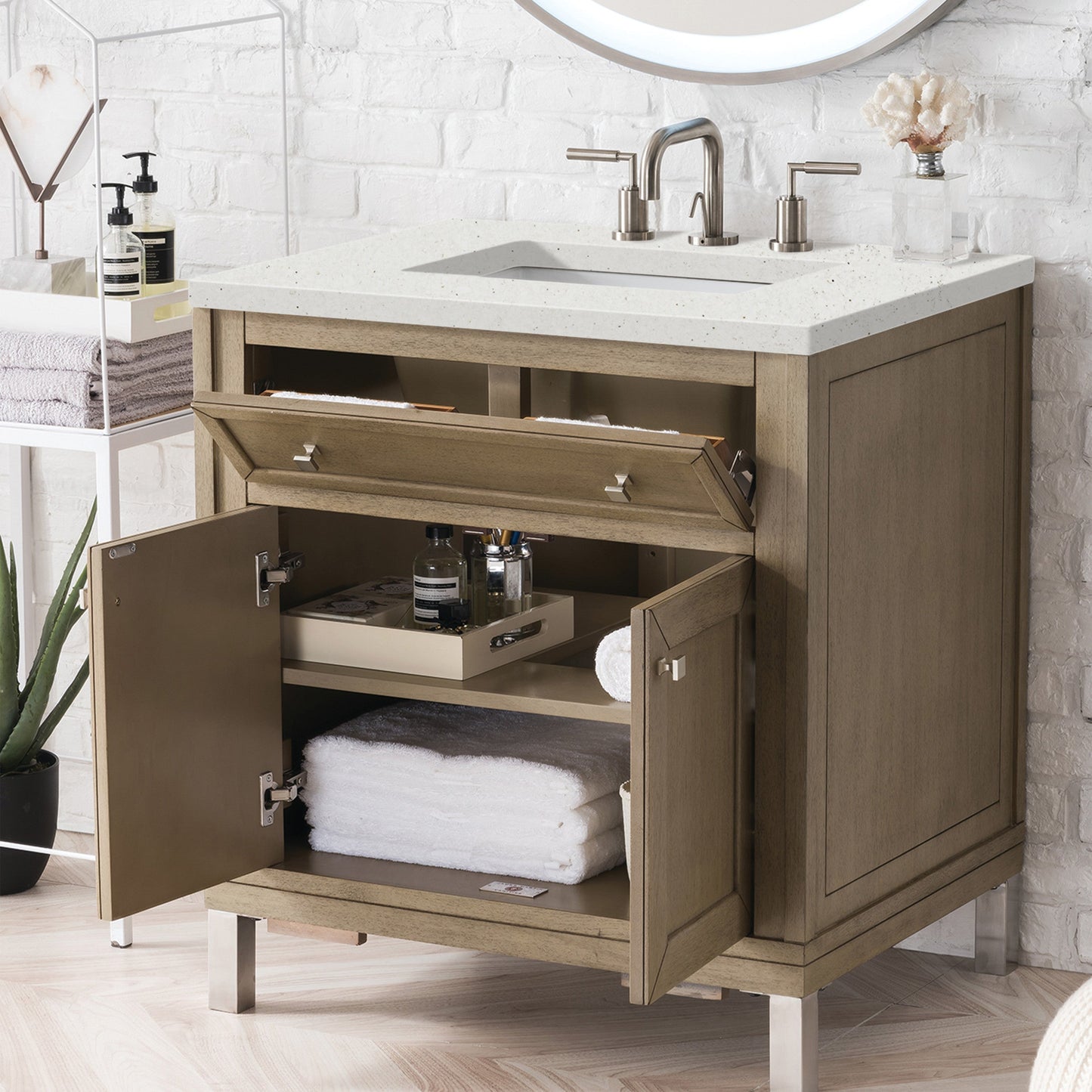 James Martin Vanities Chicago 30" Whitewashed Walnut Single Vanity With 3 cm Lime Delight Quartz Top