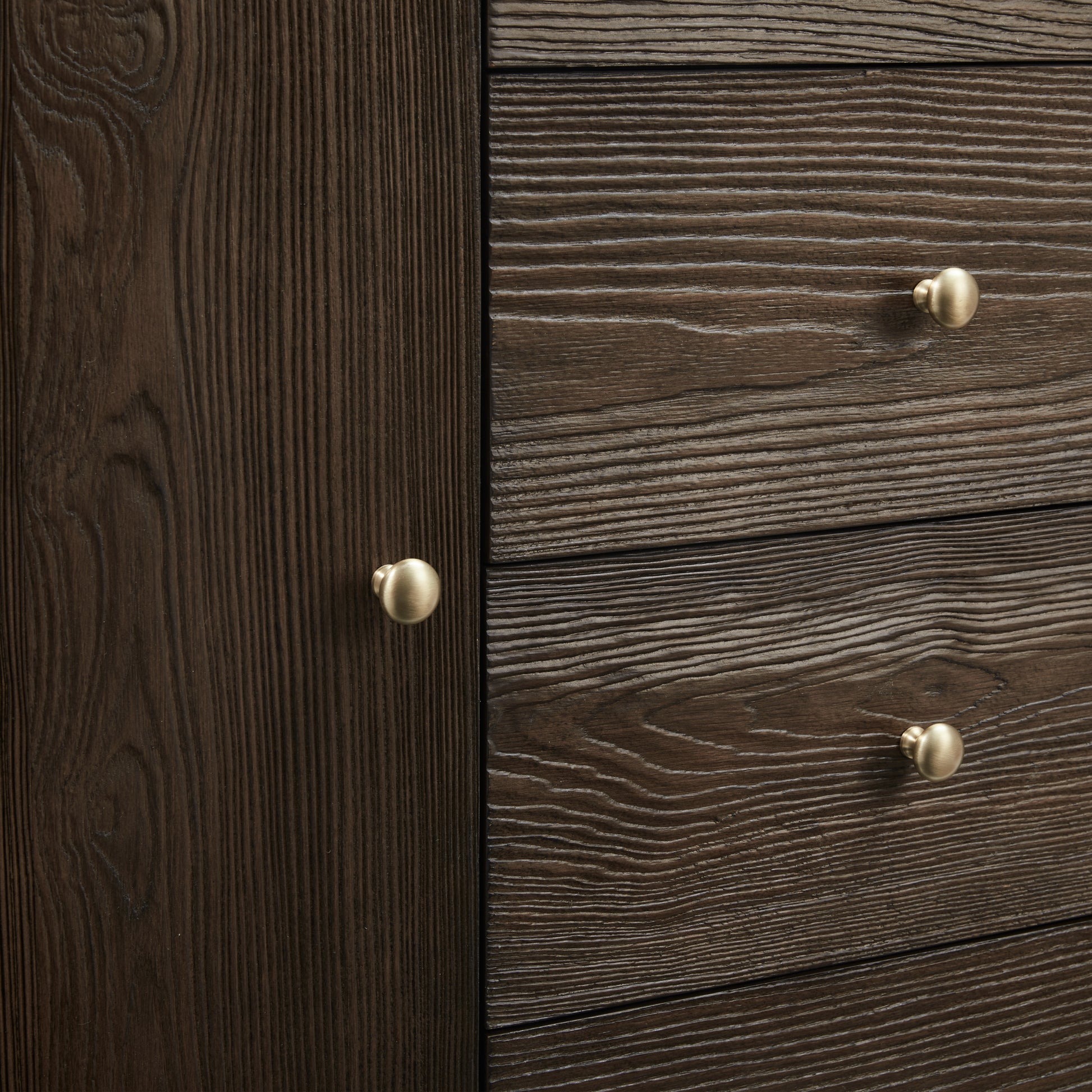 James Martin Vanities Gracyn 48" Sable Single Vanity With 3cm Victorian Silver Quartz Widespread Top