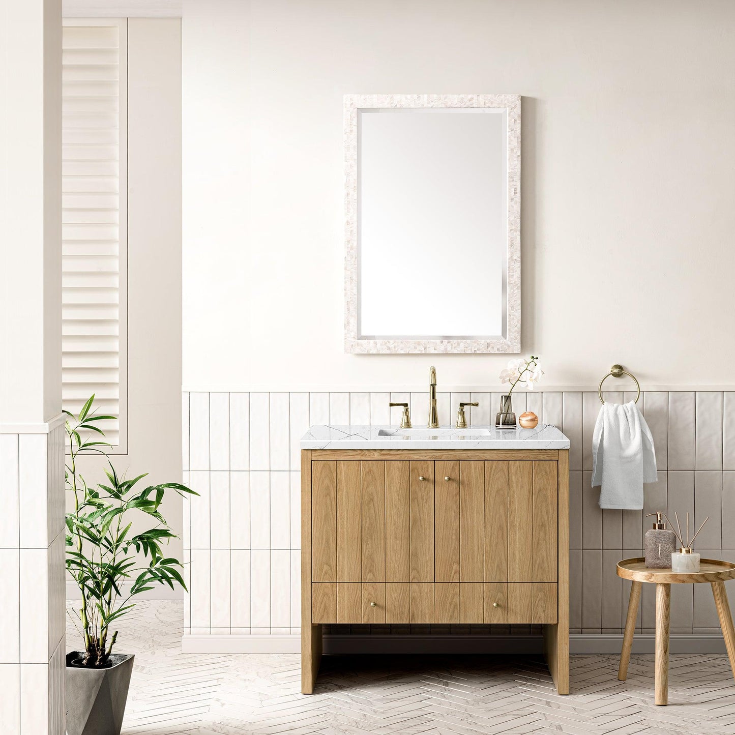 James Martin Vanities Hudson 36" Light Natural Oak Single Vanity With 3cm Ethereal Noctis Top