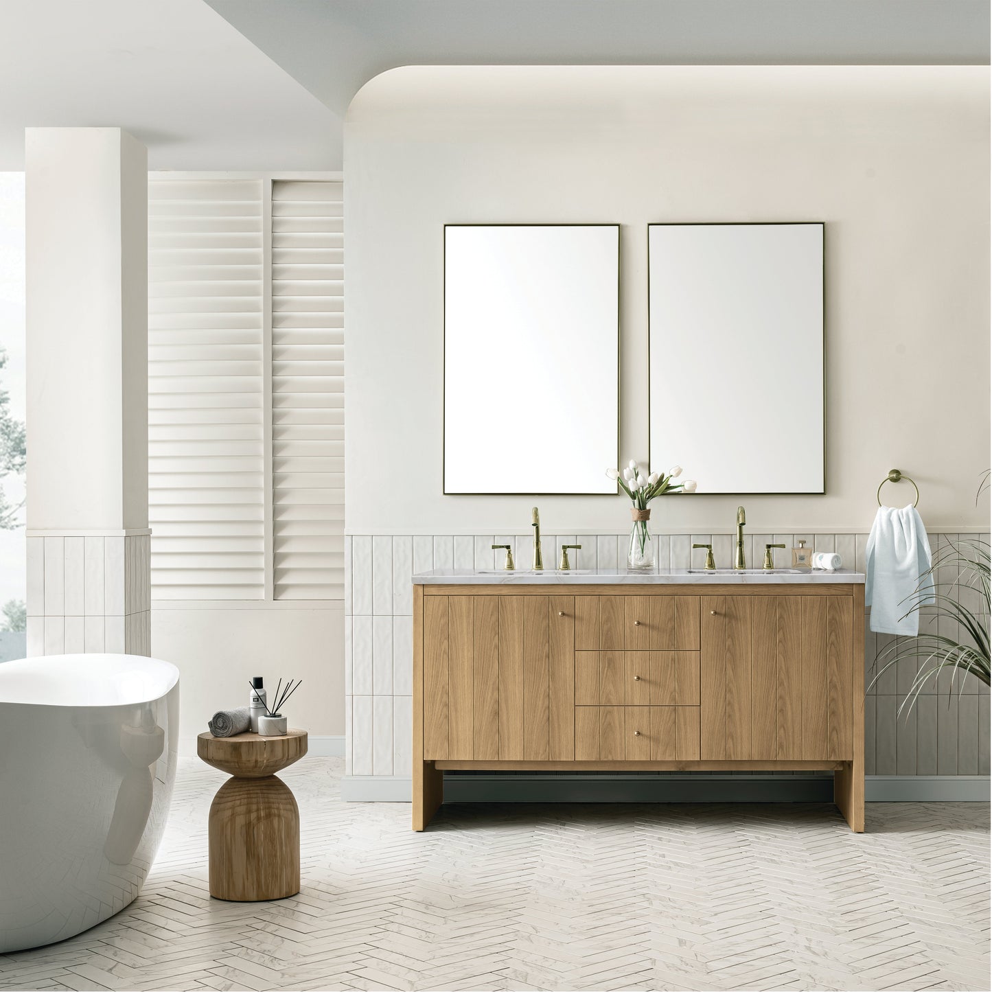 James Martin Vanities Hudson 60" Light Natural Oak Double Vanity With 3 cm Victorian Silver Top