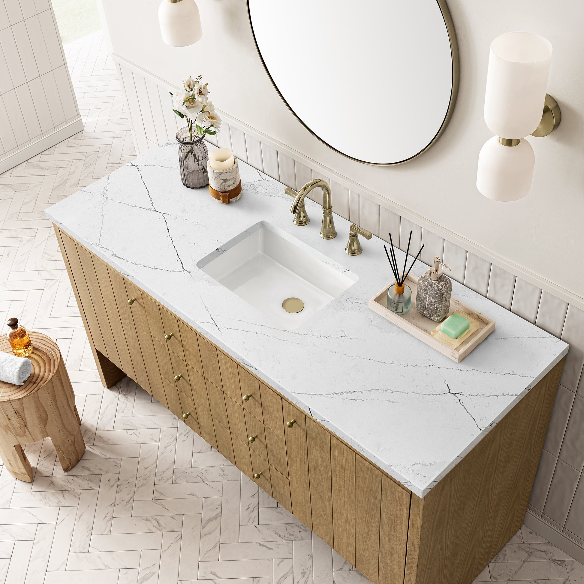 James Martin Vanities Hudson 60" Light Natural Oak Single Vanity With 3cm Ethereal Noctis Top With FreePower Wireless Charger