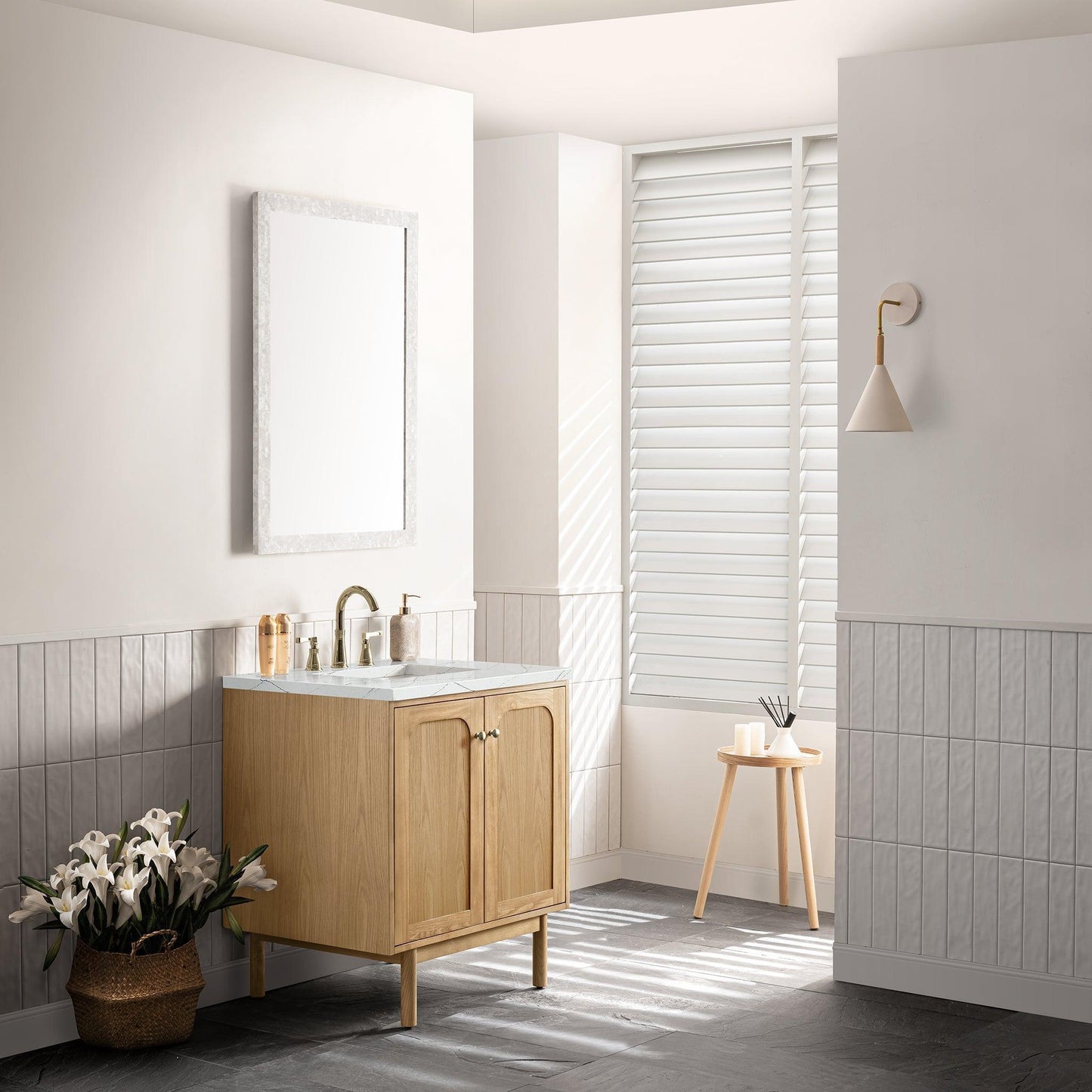 James Martin Vanities Laurent 30" Light Natural Oak Single Vanity With 3cm Ethereal Noctis Top