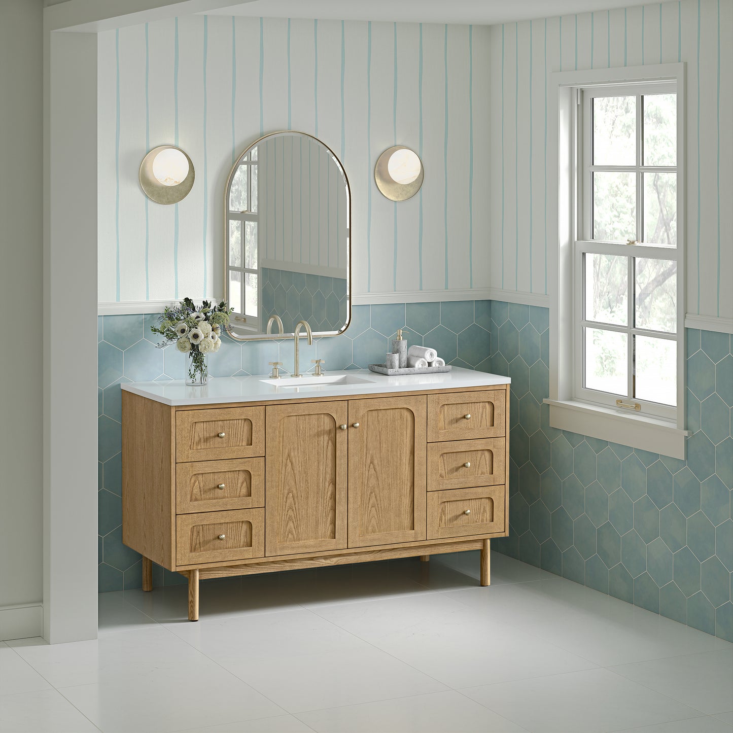 James Martin Vanities Laurent 60" Light Natural Oak Single Vanity With 3cm White Zeus Quartz Top