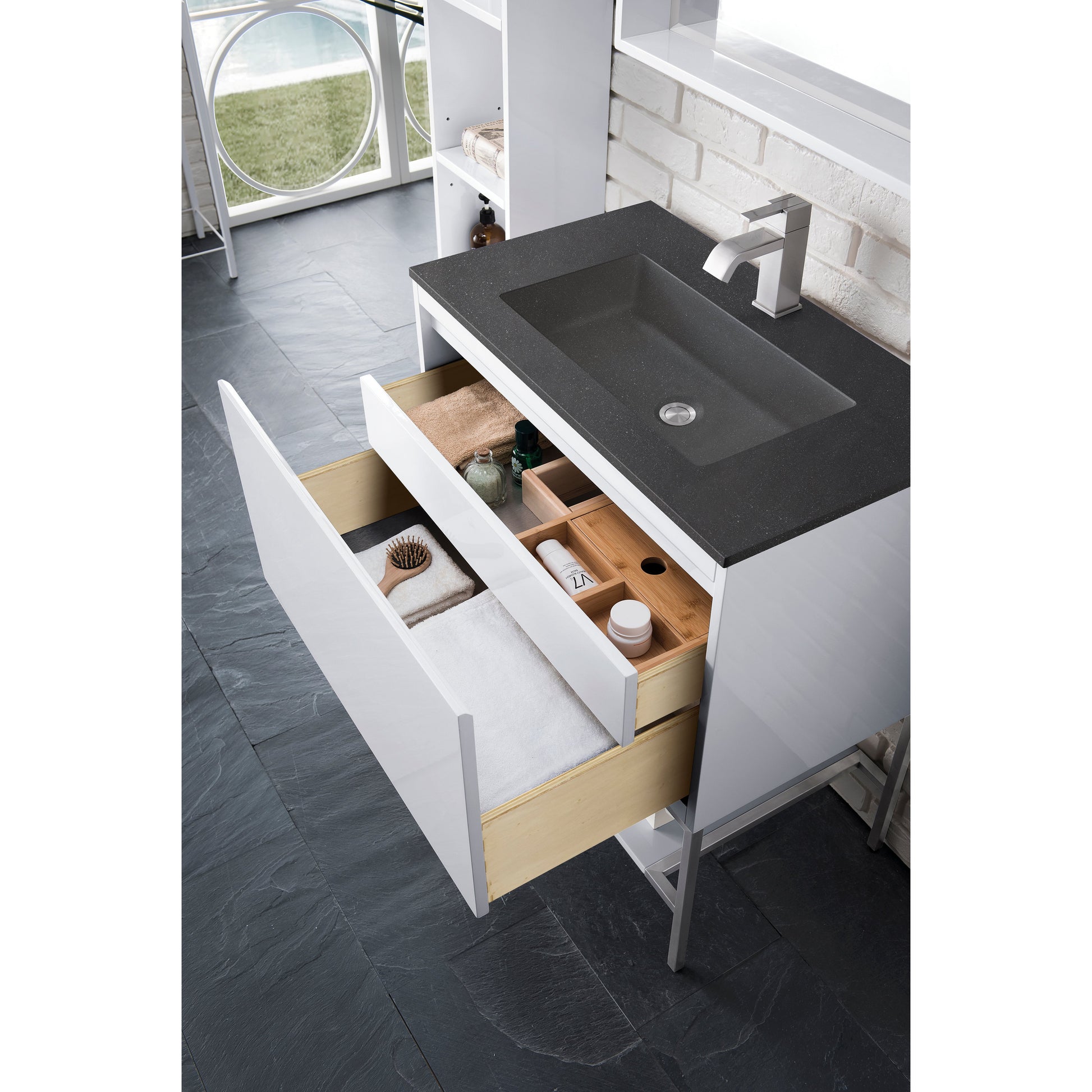 James Martin Vanities Mantova 31.5" Glossy White Single Vanity With Charcoal Black Composite Stone Top