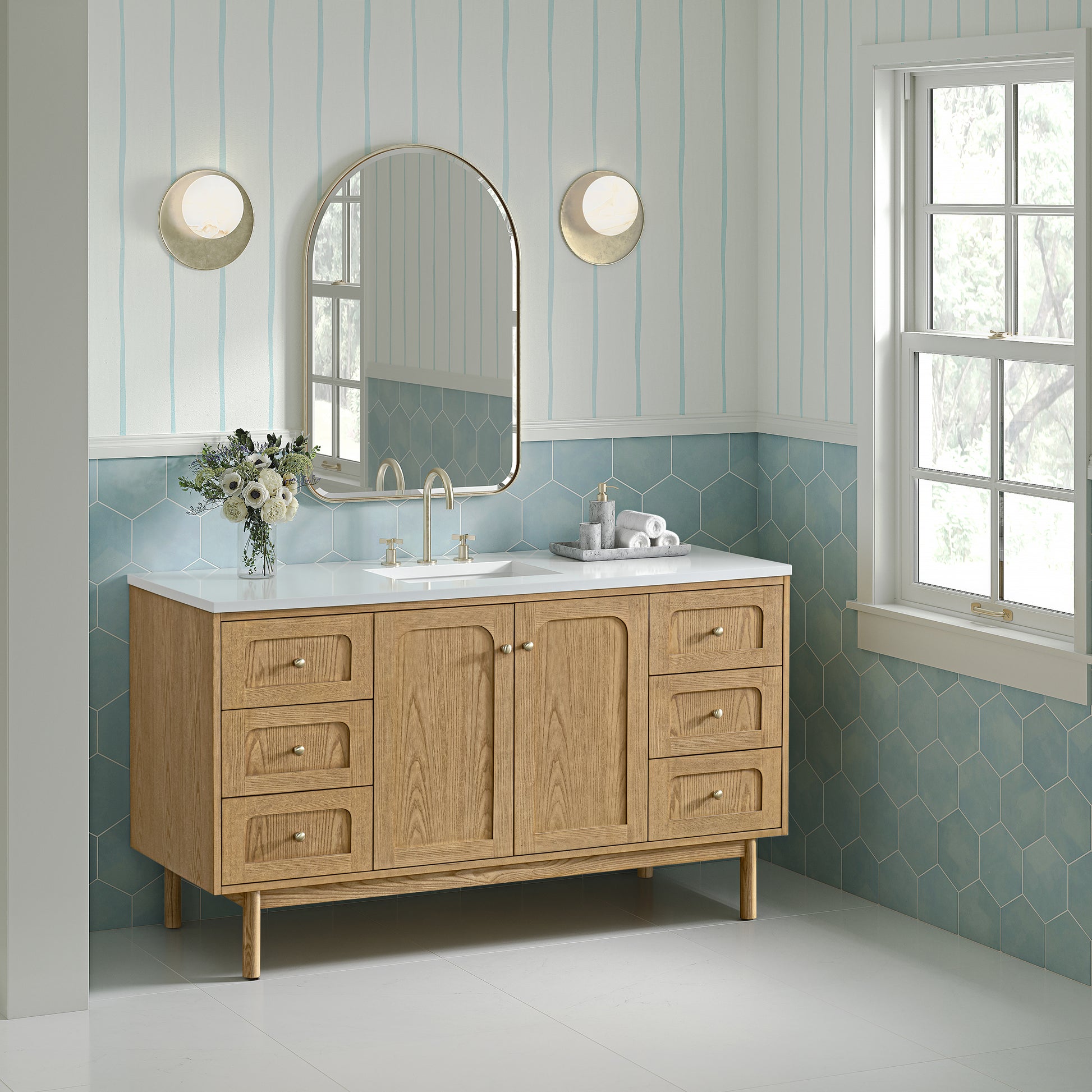 James Martin Vanities Rohe 24" Champagne Brass Arched Mirror