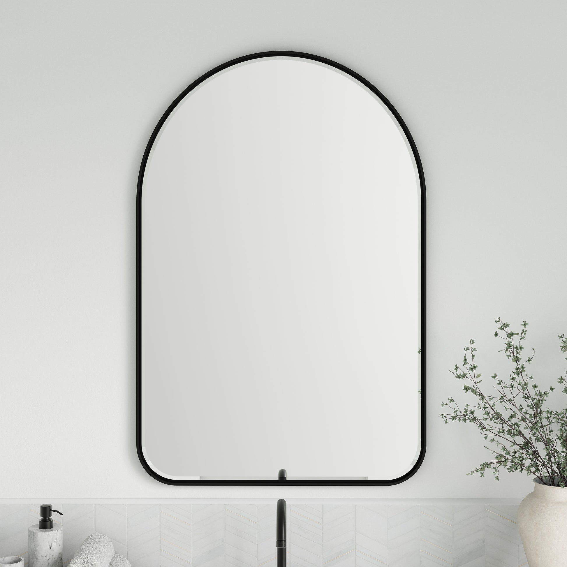 James Martin Vanities Rohe 24" Matte Black Arched Mirror