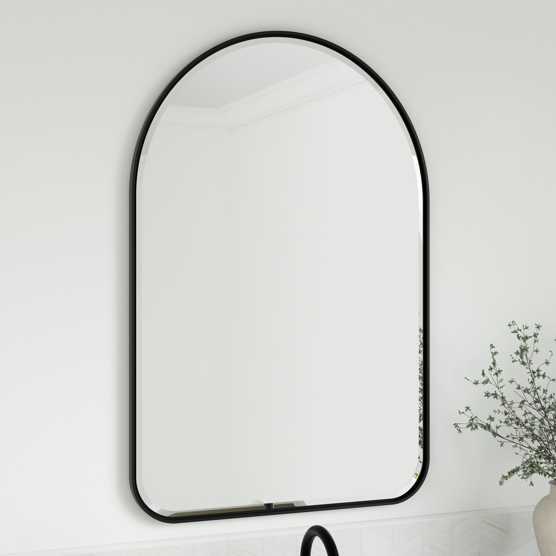 James Martin Vanities Rohe 24" Matte Black Arched Mirror