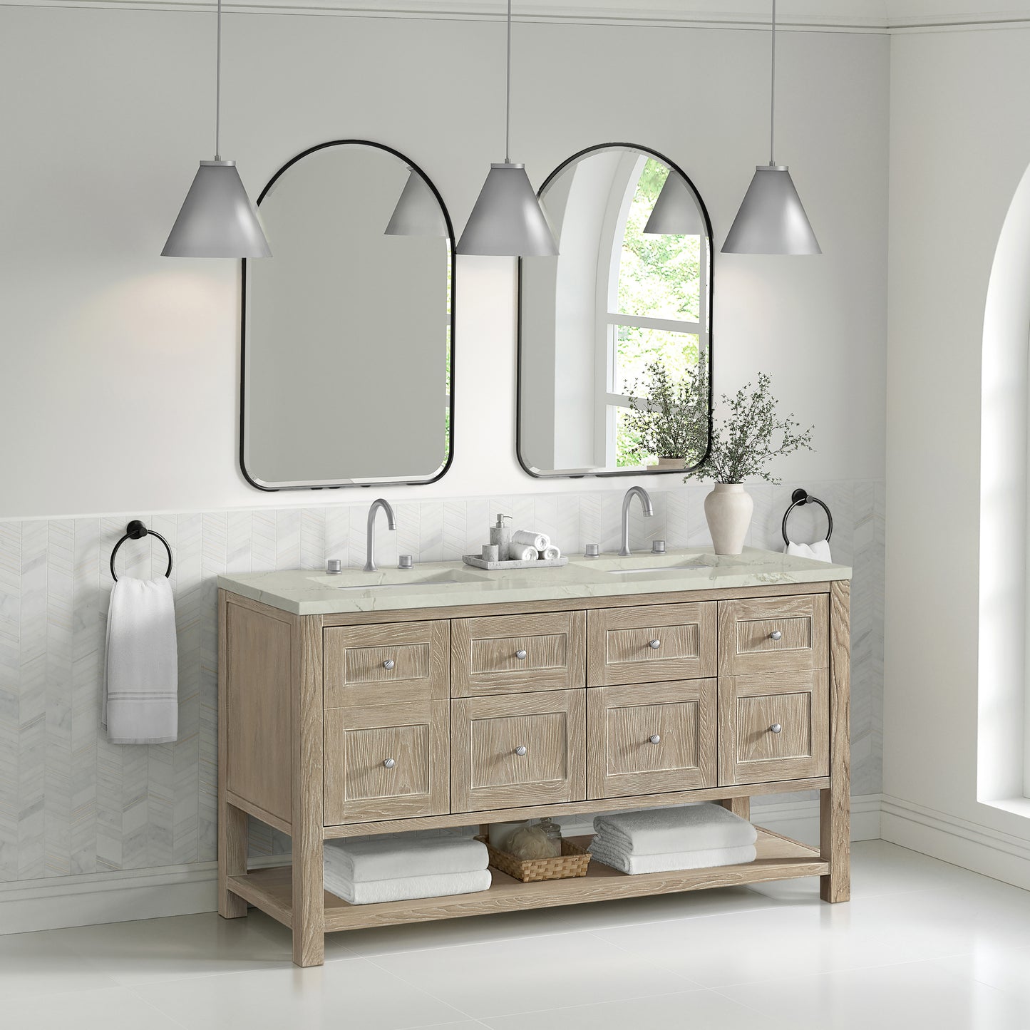 James Martin Vanities Rohe 24" Matte Black Arched Mirror