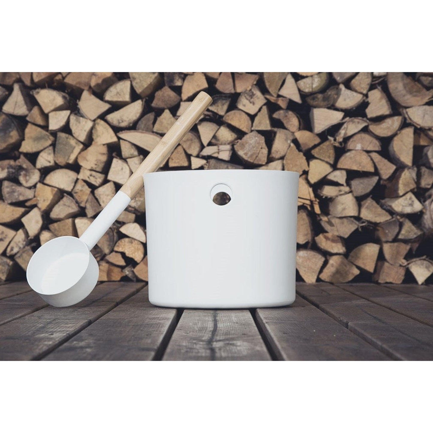 Kolo Sauna White High-Quality Aluminum Bucket and Long-Lasting Bamboo Ladle Set