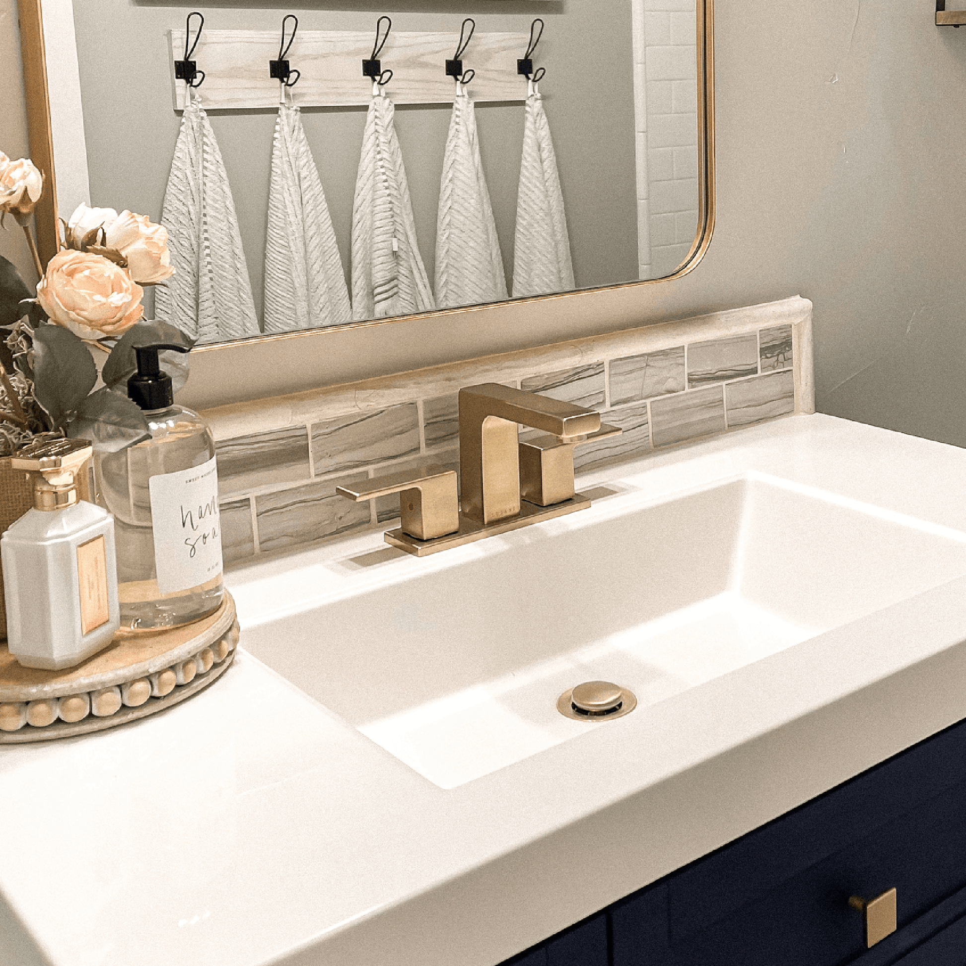 Lulani Capri Champagne Gold 1.2 GPM 2-Lever Handle 3-Hole Centerset Brass Faucet With Drain Assembly