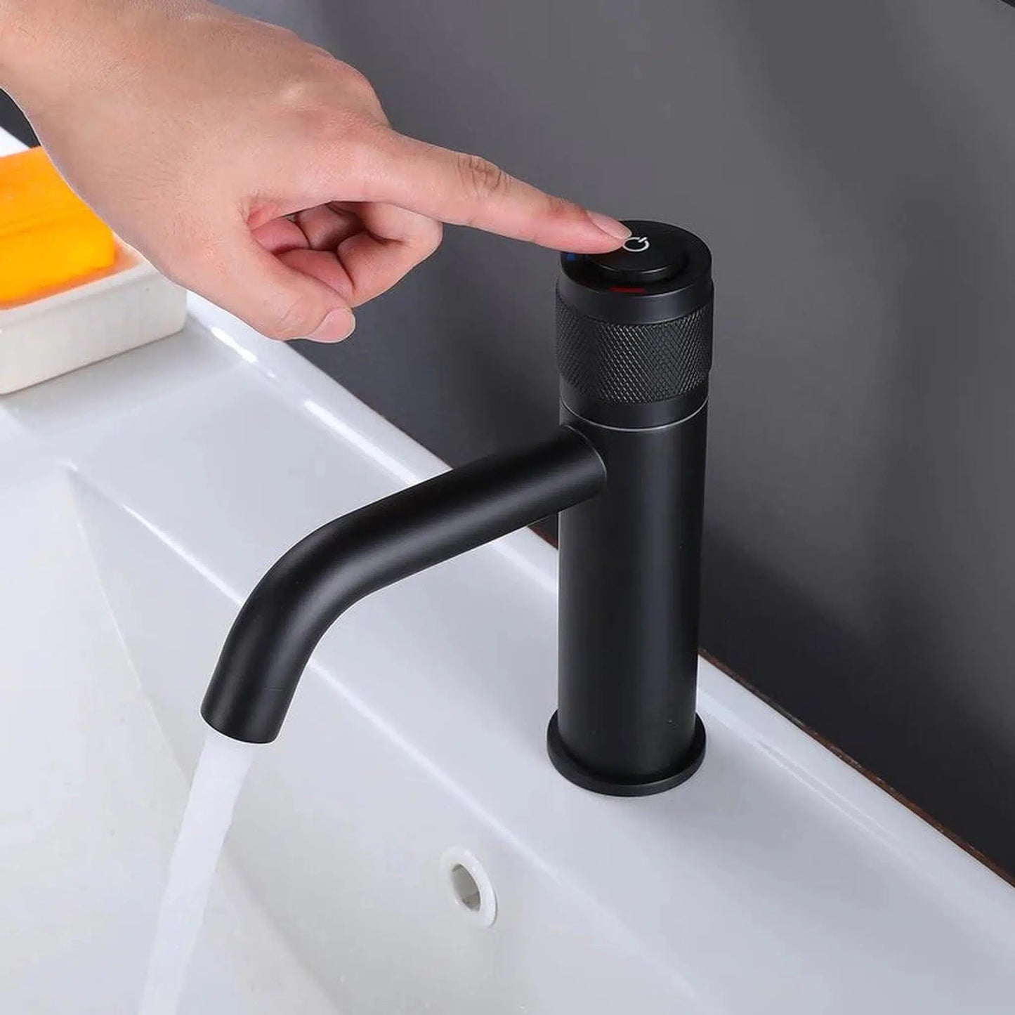 RBROHANT RB0721 Single Hole Matte Black Solid Brass Deck Mounted Bathroom Faucet