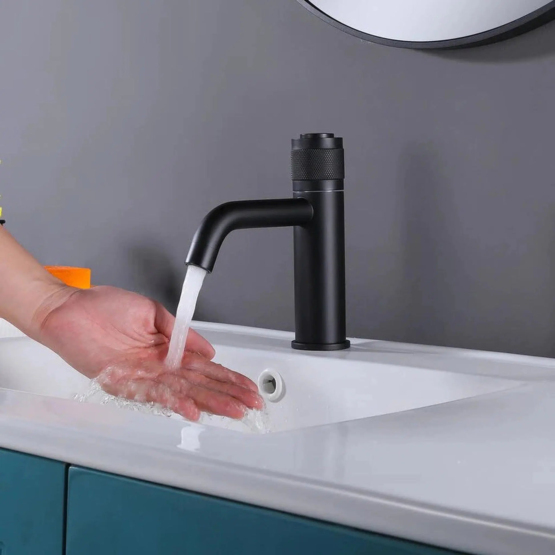 RBROHANT RB0721 Single Hole Matte Black Solid Brass Deck Mounted Bathroom Faucet