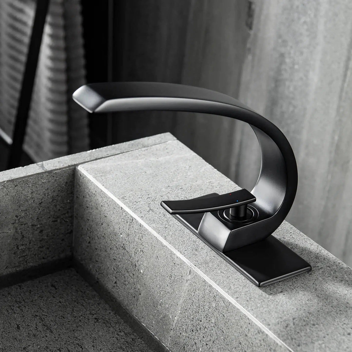 RBROHANT RB0725 Single Hole Matte Black Solid Brass Deck Mounted Bathroom Faucet