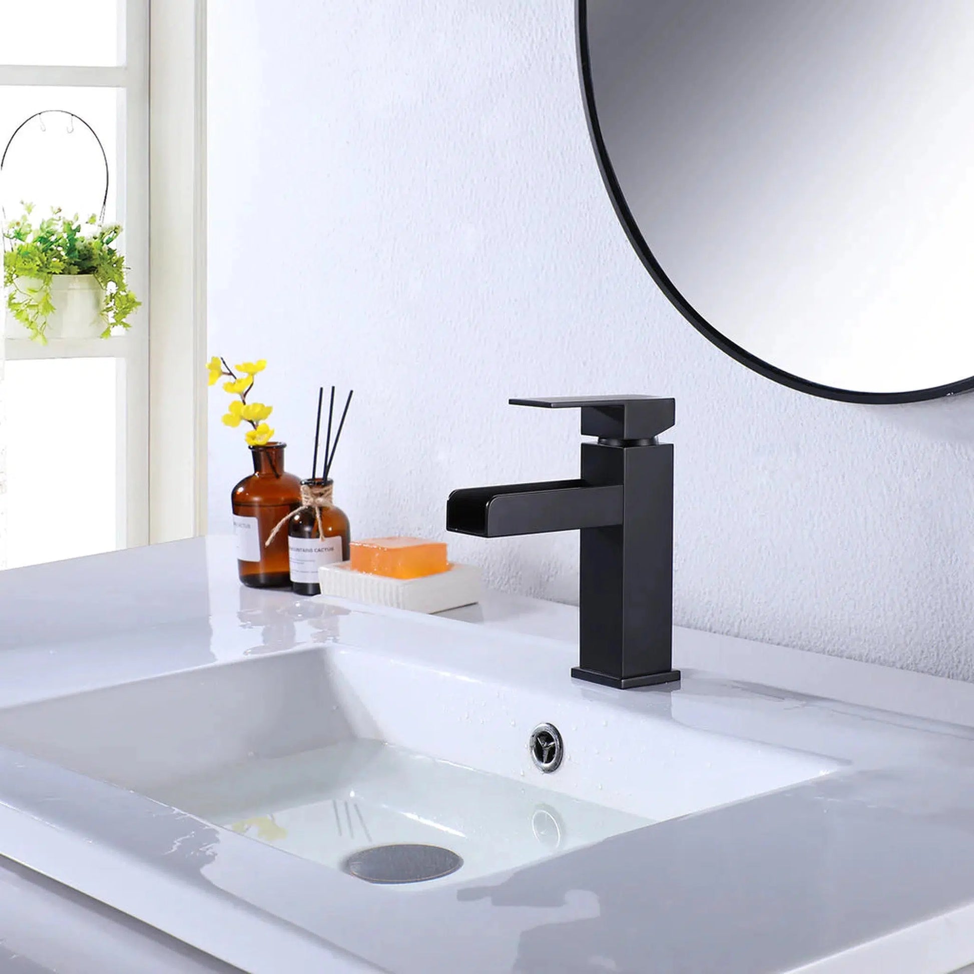 RBROHANT RB0758 Single Hole Black Solid Brass Deck Mounted Bathroom Faucet