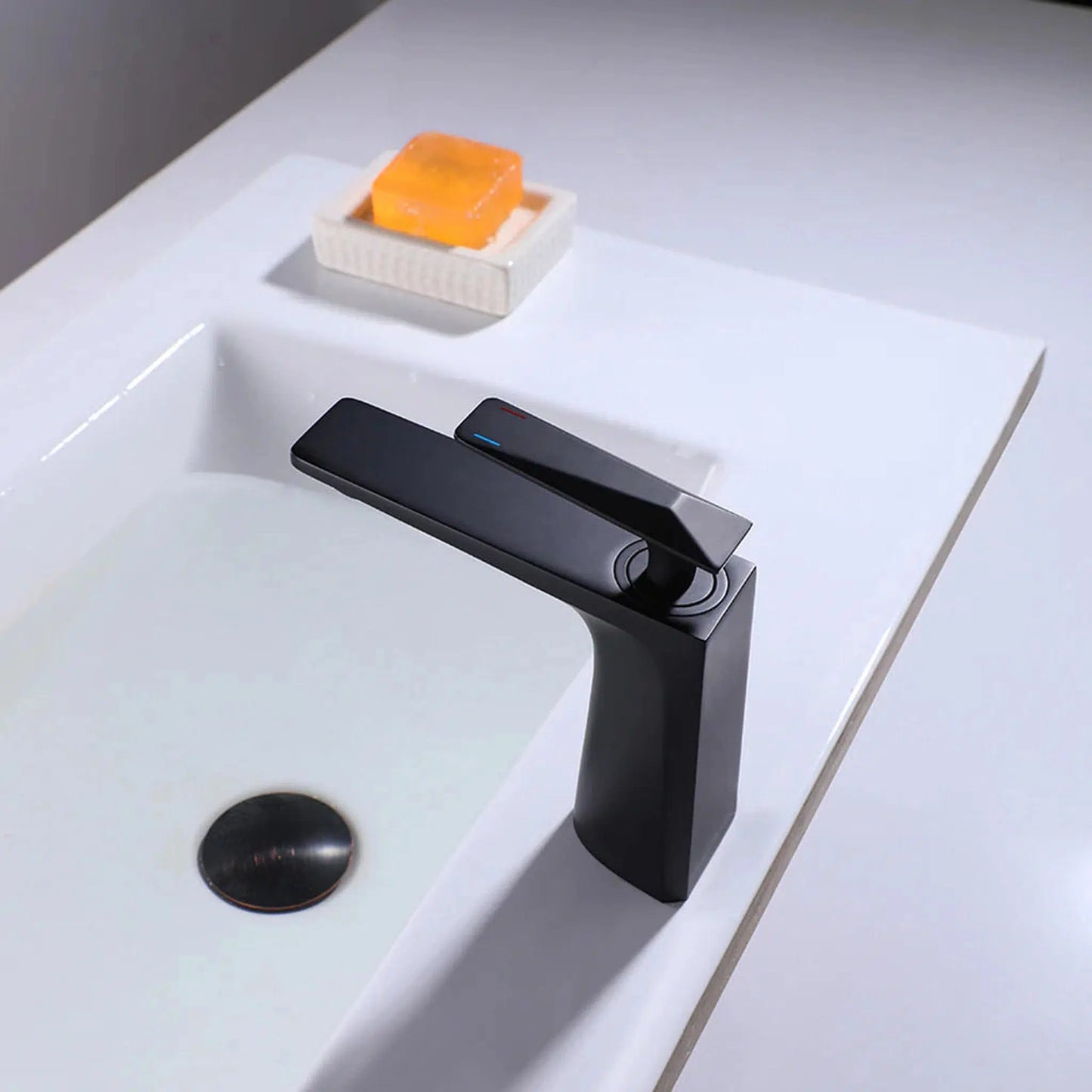 RBROHANT RB0784 Single Hole Black Solid Brass Deck Mounted Bathroom Faucet