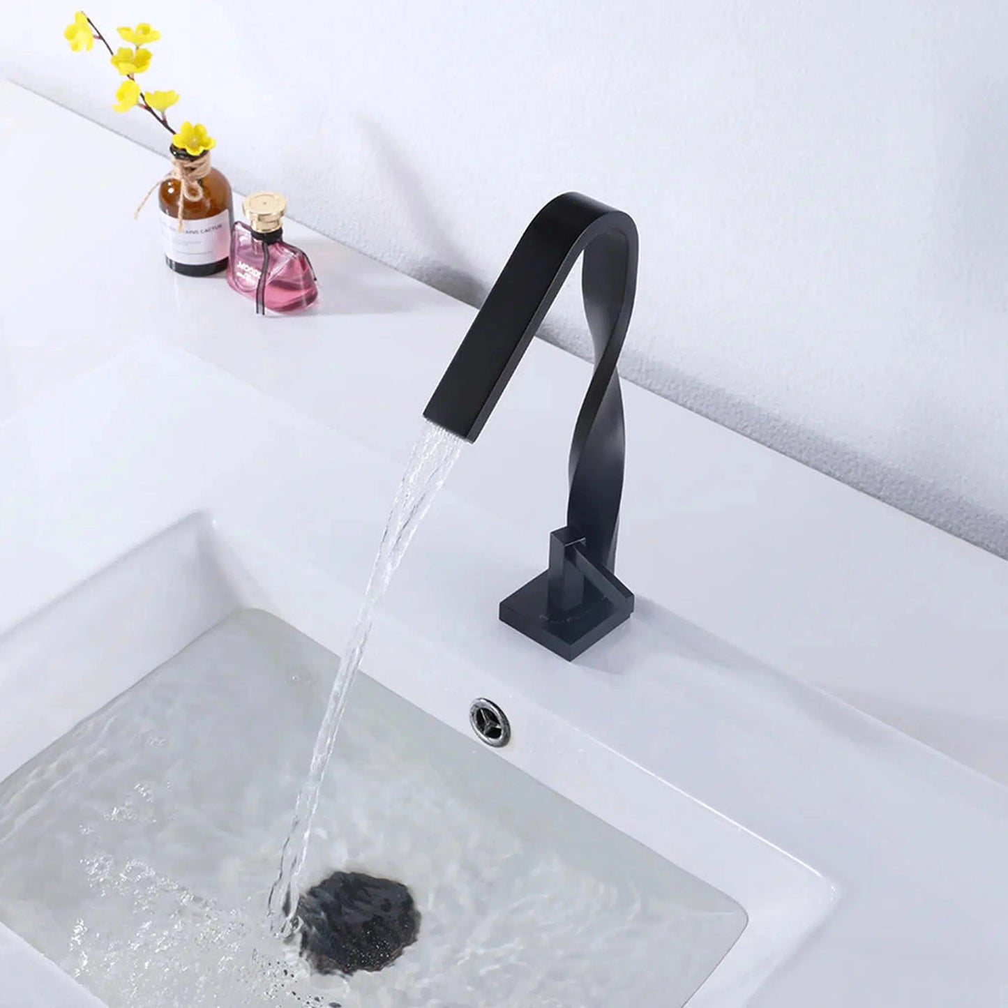 RBROHANT RB0795 Single Hole Black Solid Brass Deck Mounted Bathroom Faucet