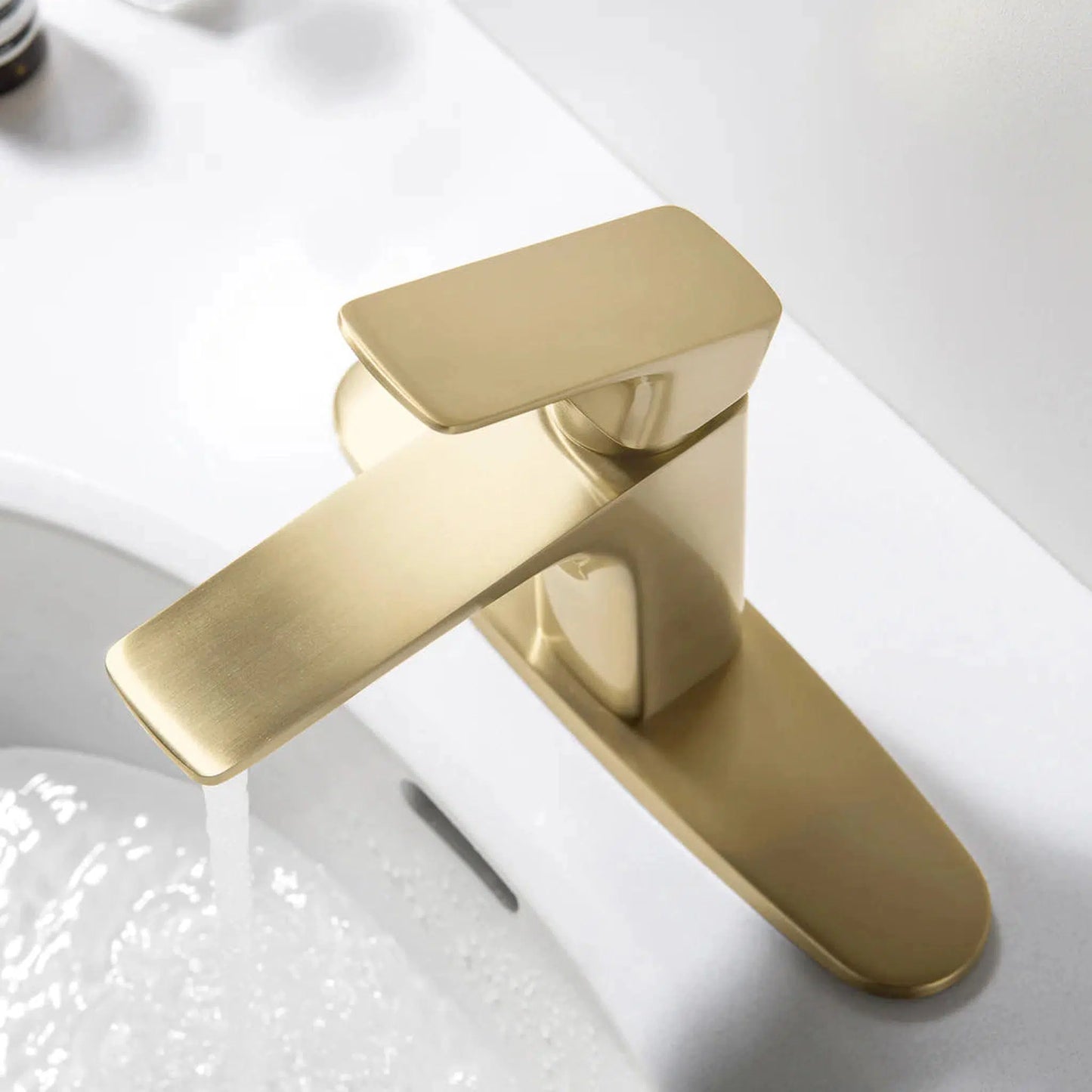 RBROHANT RB0877 Single Hole Gold Solid Brass Deck Mounted Bathroom Faucet