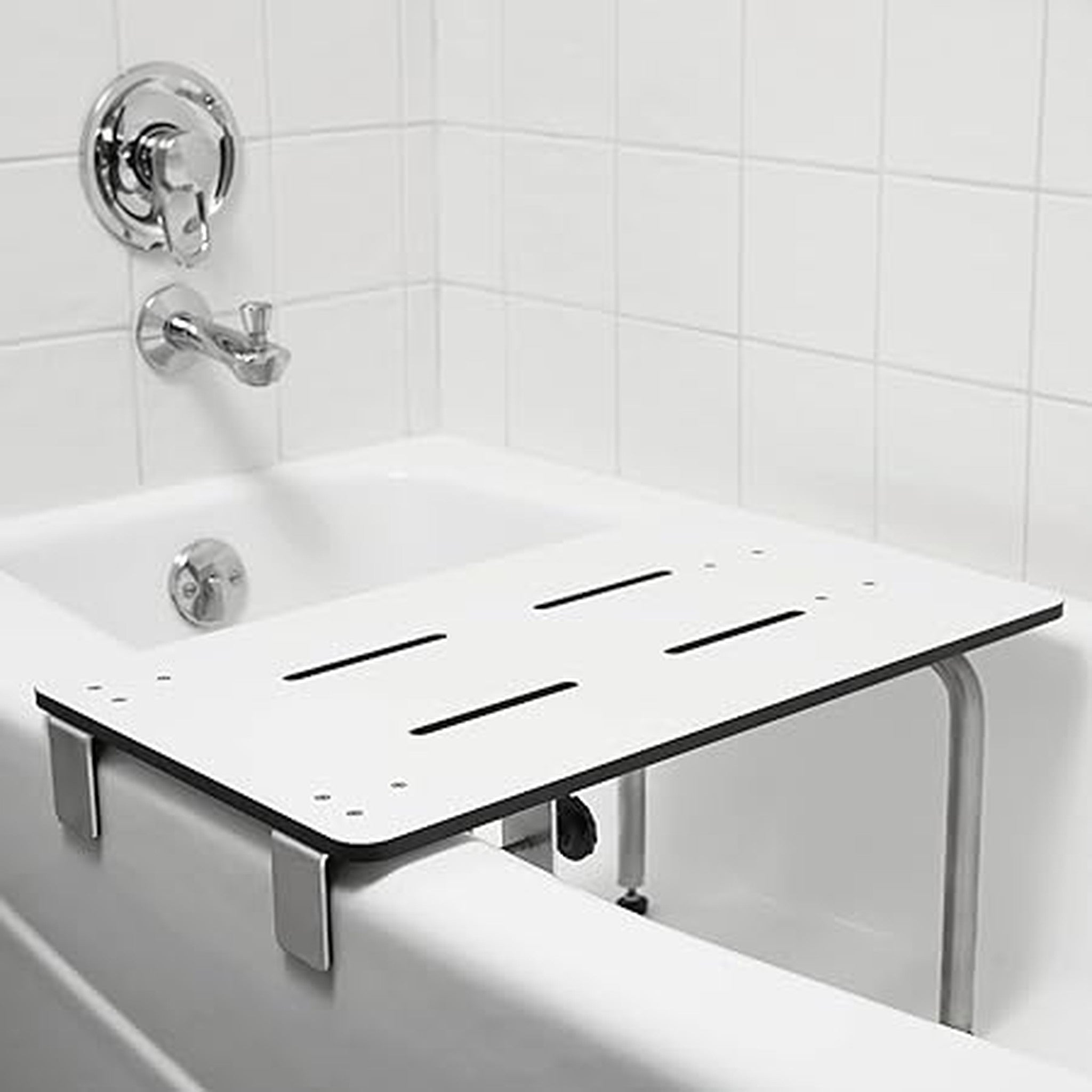 Seachrome Redondo 27" x 16" White One-Piece Solid Phenolic Seat Edge M