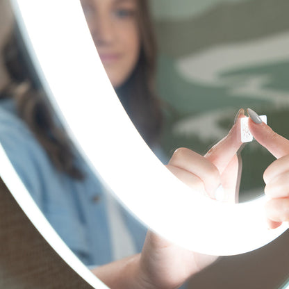 Seura Concerto 24" Round Wall-Mounted LED Lighted Mirror