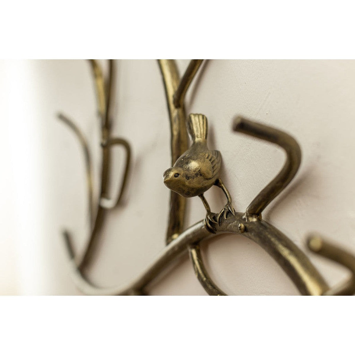 Stone County Ironworks Woodland 29" Hand Rubbed Ivory Iron Wall Rack With Bird Design