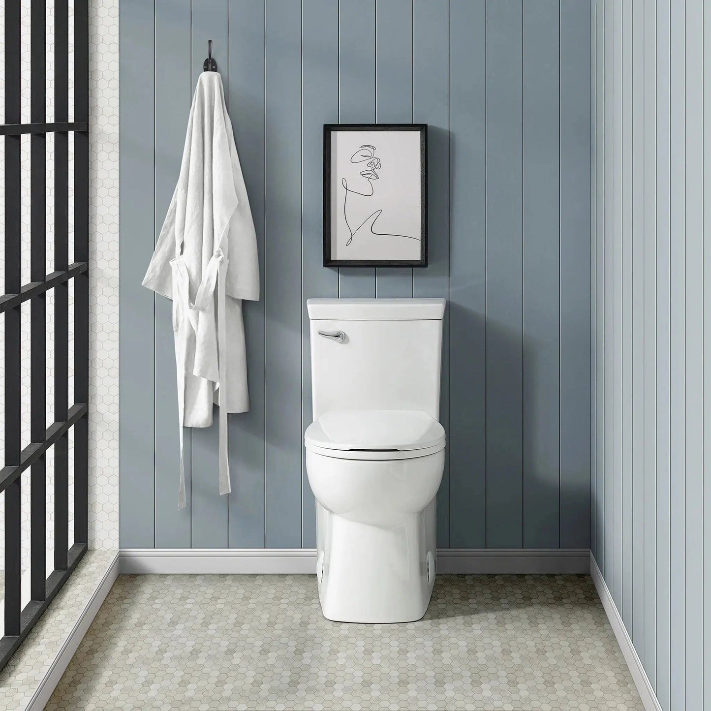 Swiss Madison Classé 15" x 30" One-Piece Glossy White Floor-Mounted Toilet With 1.28 GPF