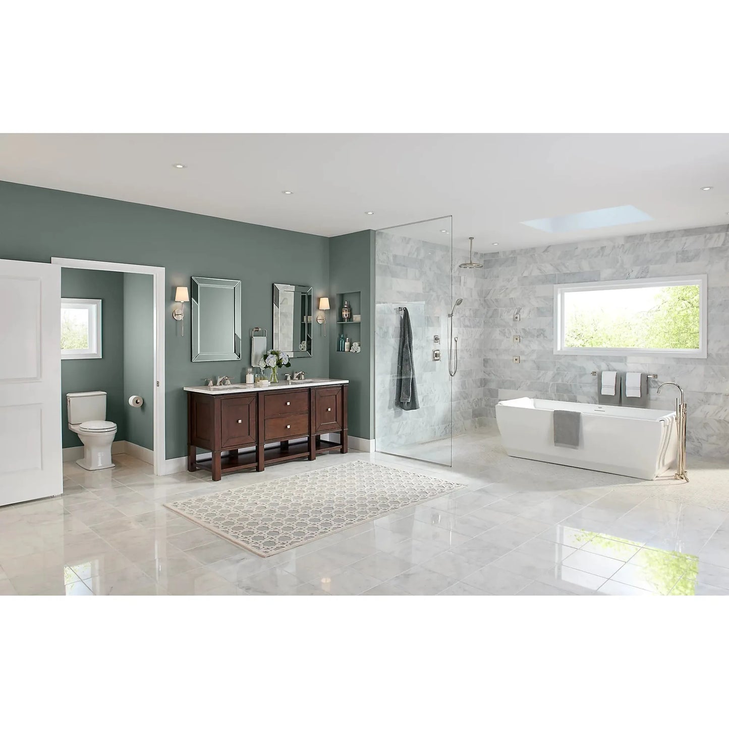 TOTO Connelly Cotton Right Lever Close Coupled Toilet