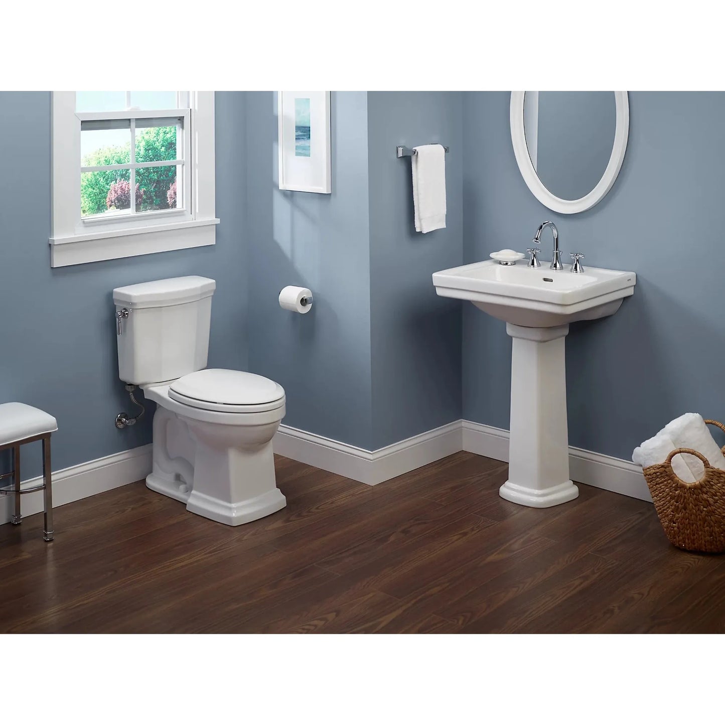 TOTO Promenade II Cotton Right Lever Elongated Bowl Close Coupled Toilet
