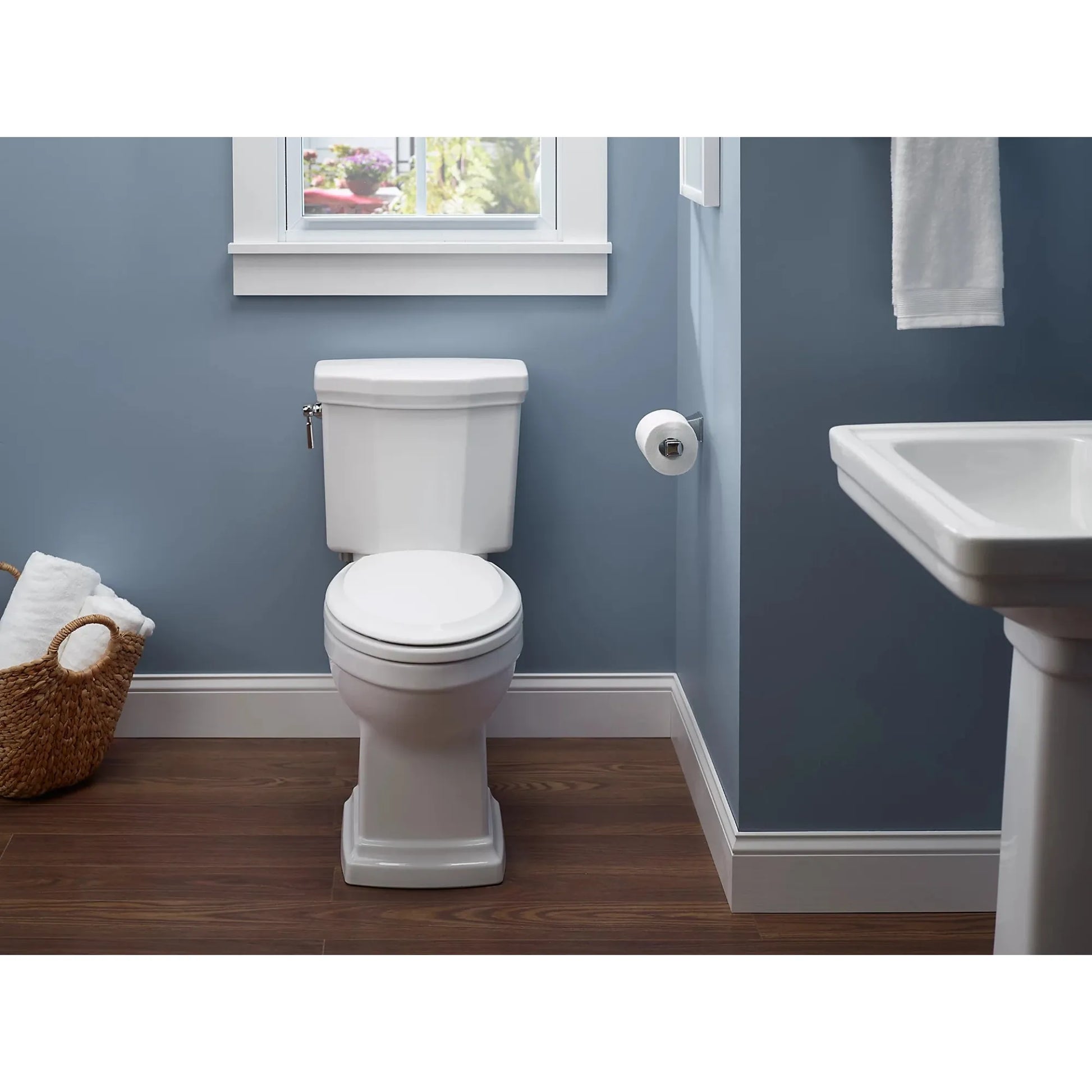 TOTO Promenade II Cotton Right Lever Elongated Bowl Close Coupled Toilet