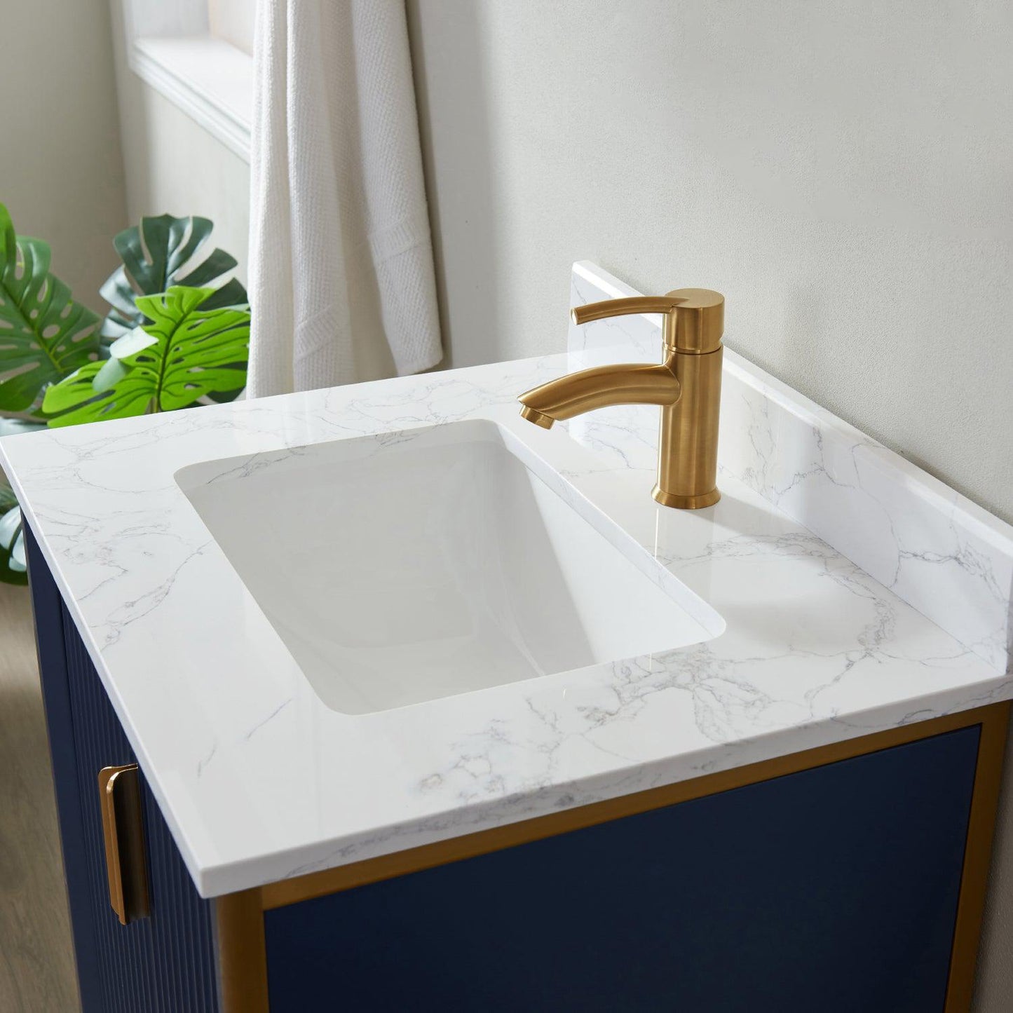 Vinnova Granada 24" Single Vanity In Royal Blue With White Composite Grain Stone Countertop