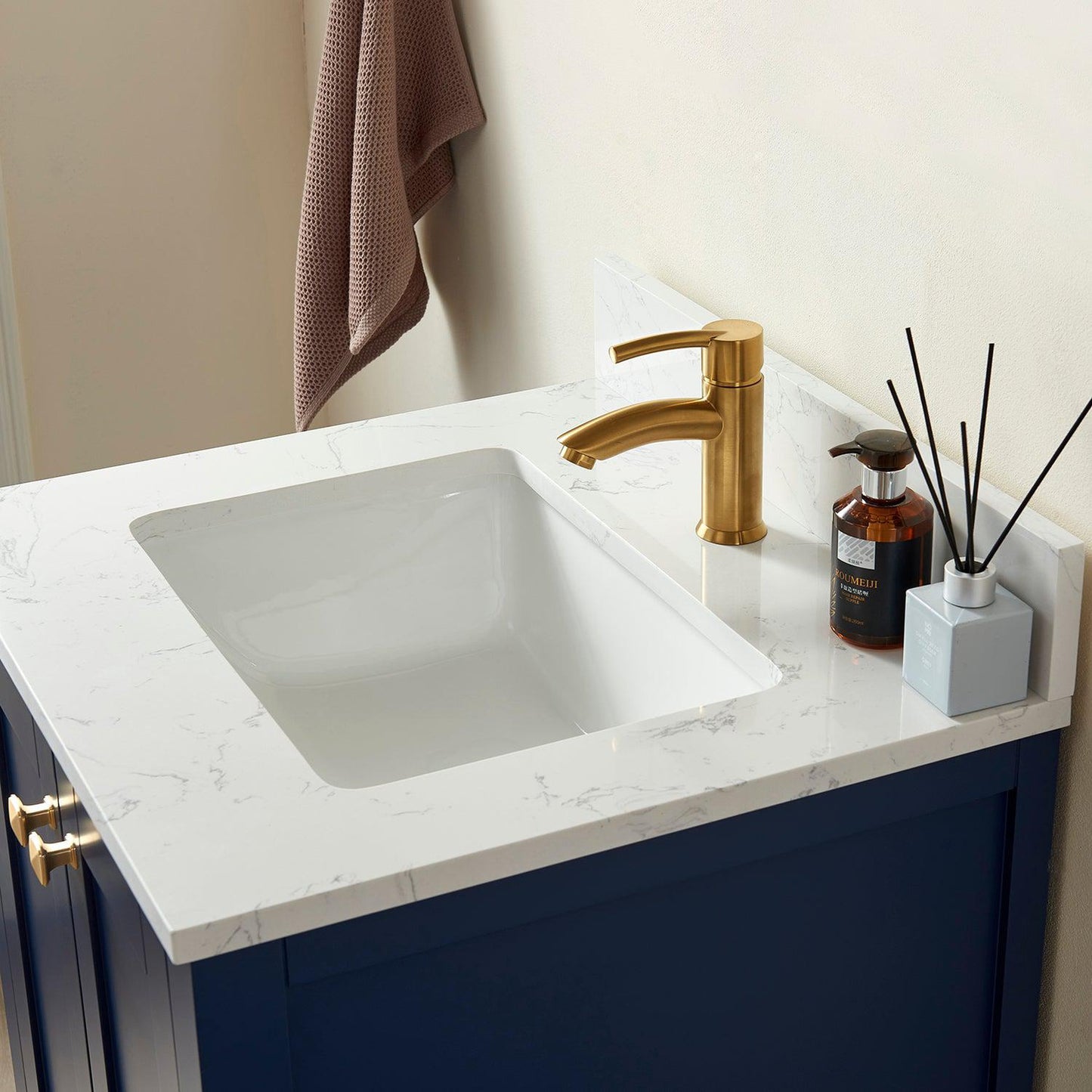 Vinnova Shannon 24" Single Vanity In Royal Blue And Composite Carrara White Stone Countertop