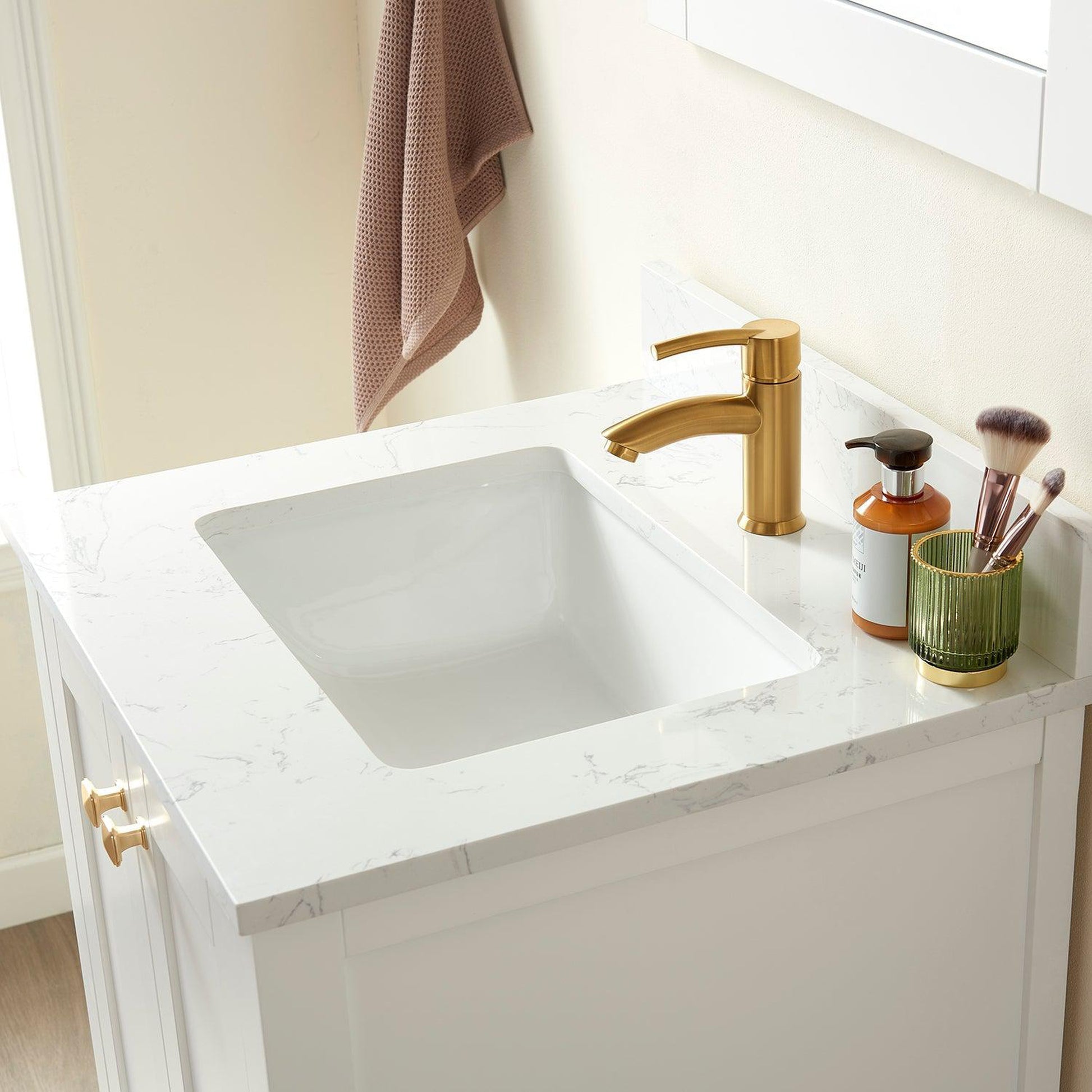 Vinnova Shannon 24" Single Vanity In White And Composite White Carrara Stone Countertop And Mirror