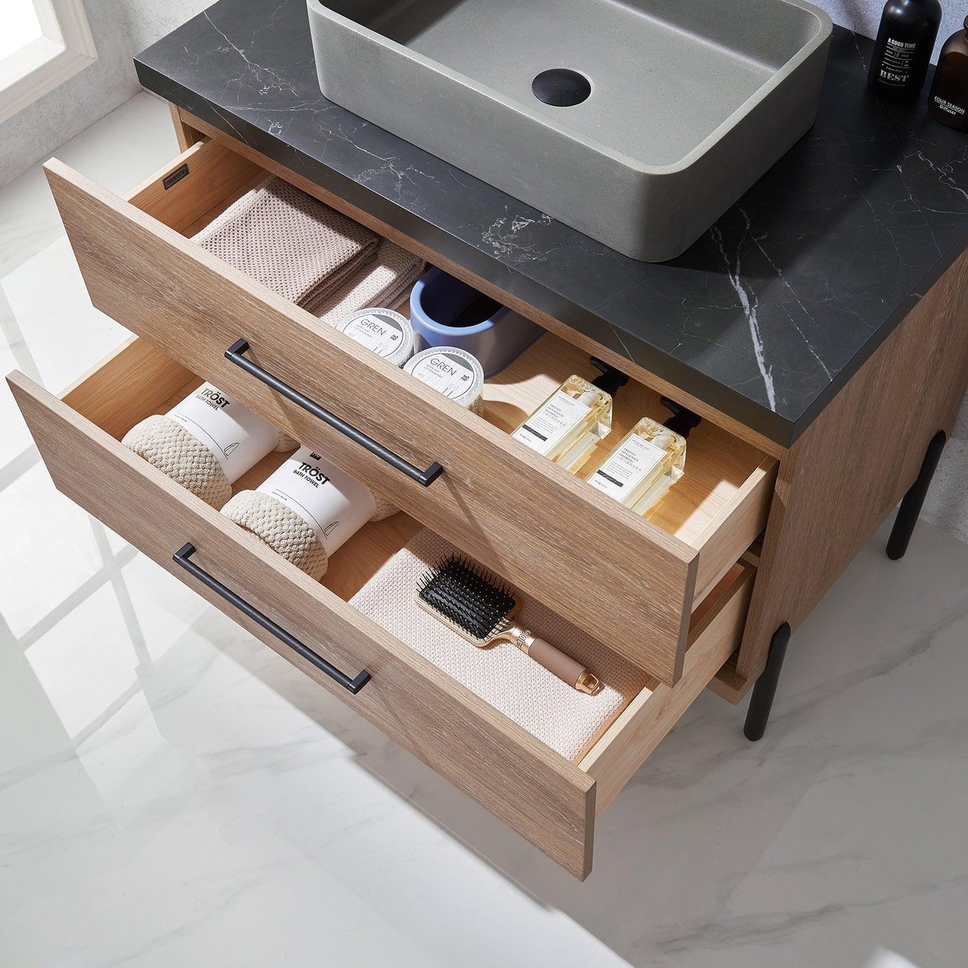 Vinnova Trento 36" Single Sink Bath Vanity In North American Oak With Black Sintered Stone Top With Rectangular Concrete Sink And Mirror