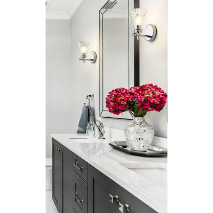 Z-Lite Belle 1-Light Medium Bulb Base Chrome Steel Frame Clear Glass Shade Wall Sconce