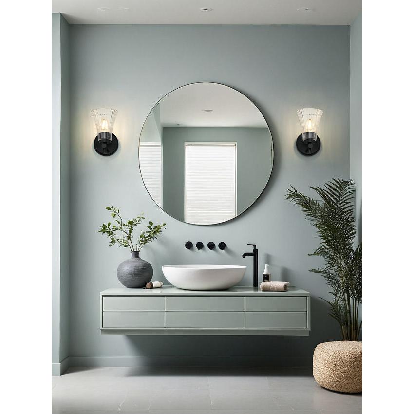 Z-Lite Belle 1-Light Medium Bulb Base Matte Black Steel Frame Clear Glass Shade Wall Sconce