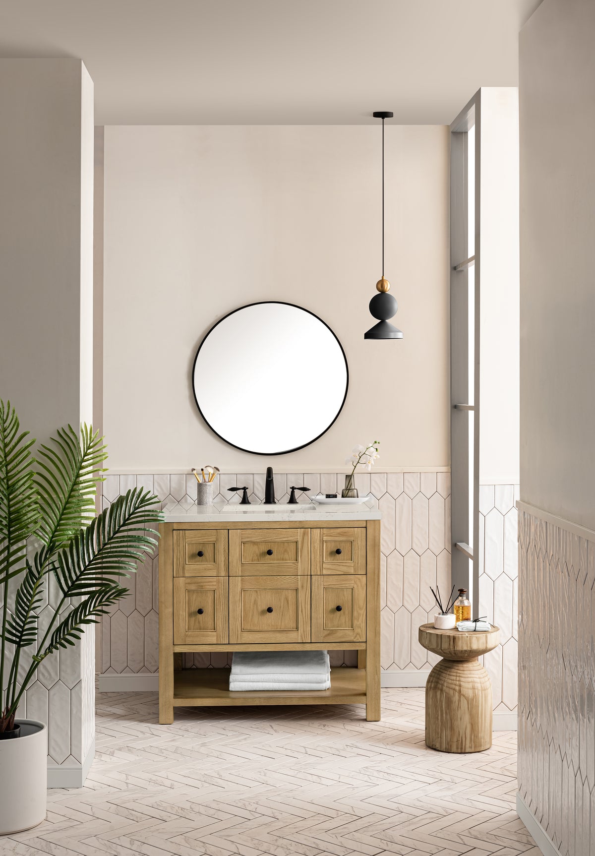 James Martin Vanities Breckenridge 36" Light Natural Oak Single Vanity With 3cm Siberian Silestone Top
