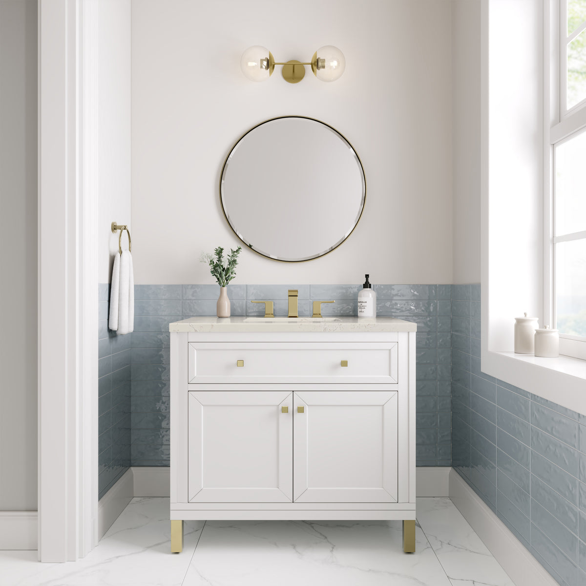 James Martin Vanities Chicago 36" Glossy White Single Vanity With 3 CM Siberian Silestone Top