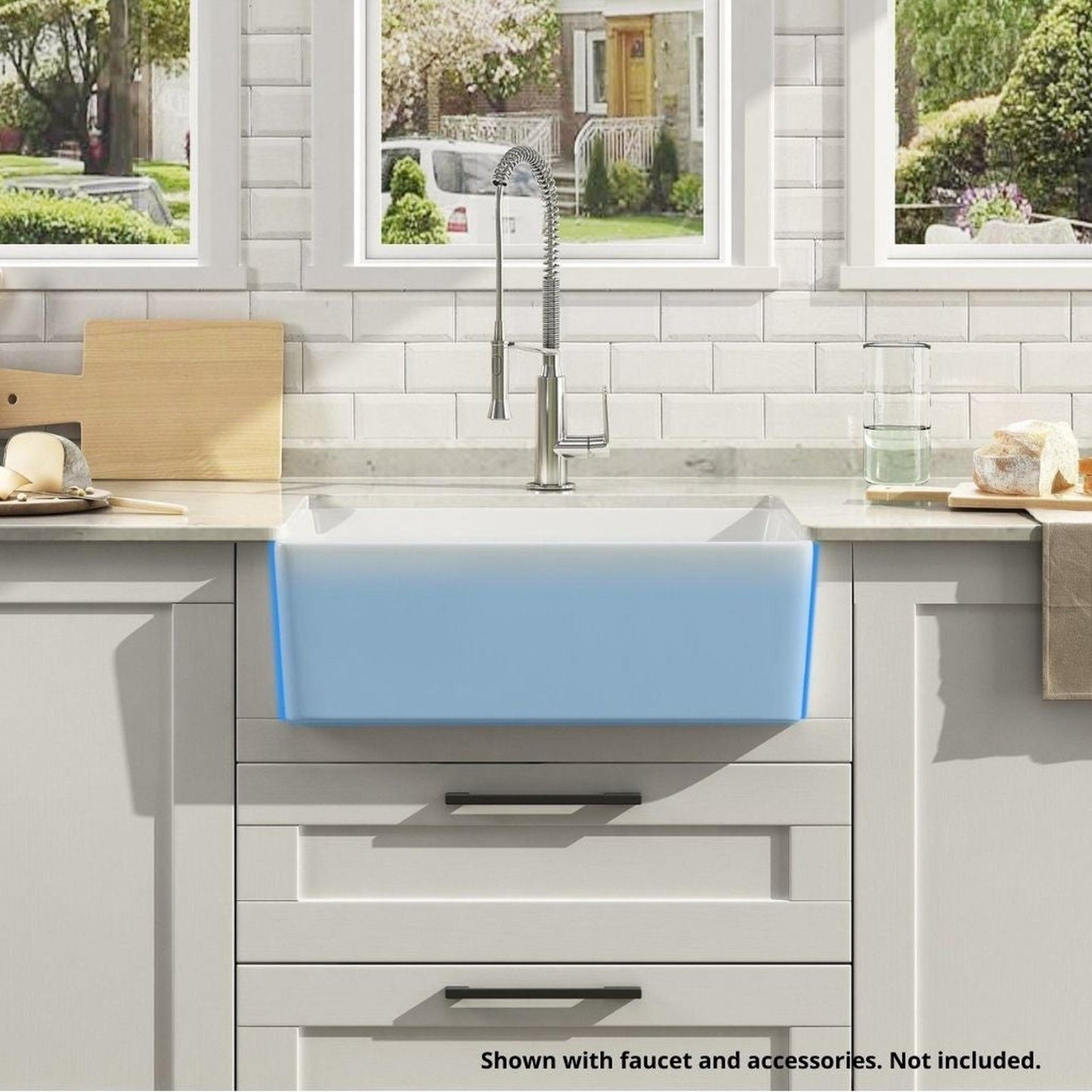 DeerValley DV-1K116 16" x 22" x 8" White Ceramic Farmhouse Single Kitchen Sink With Apron Front Designed