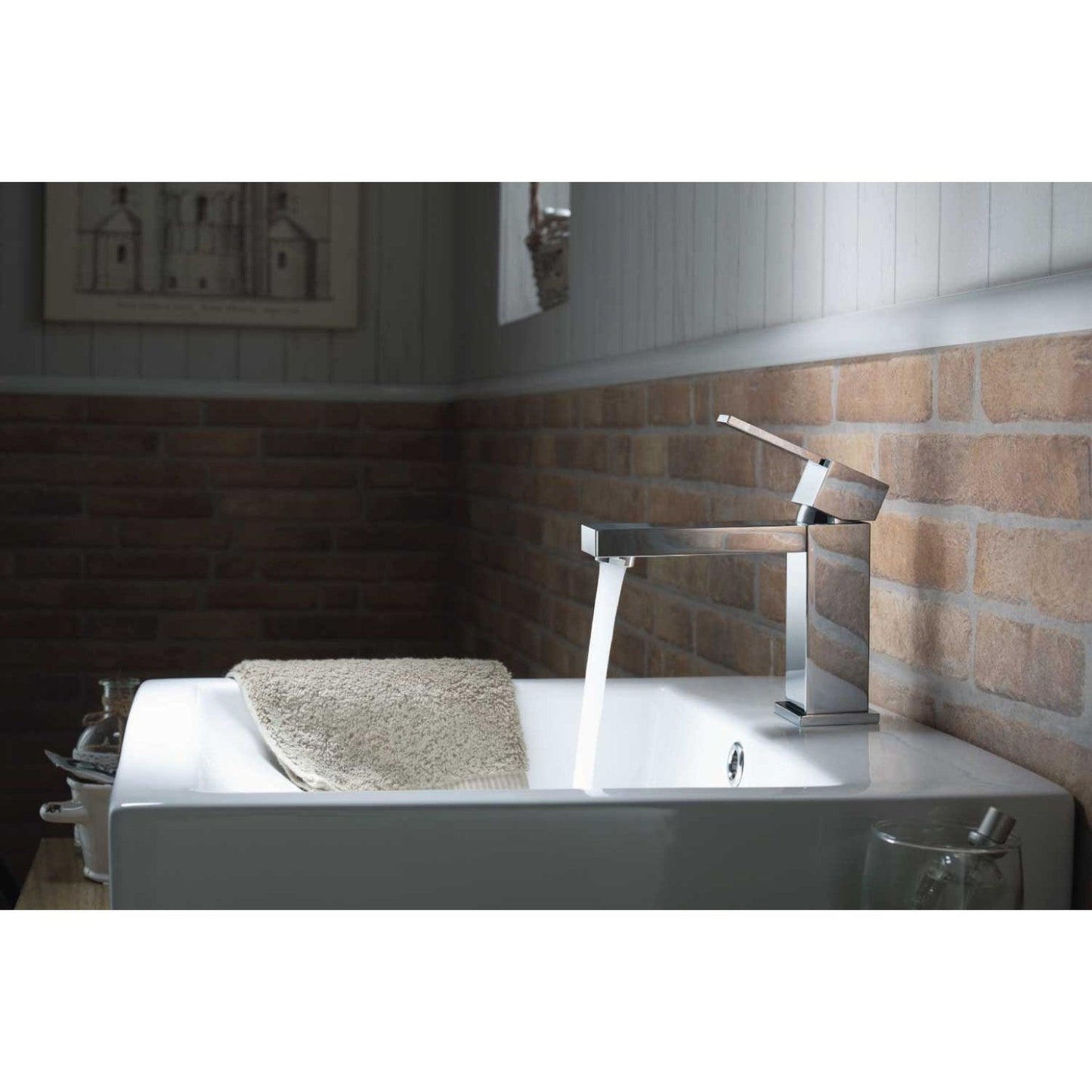 Flusso Faucets Serie 150 6" Single-Hole Chrome Deck-Mounted Bathroom Sink Faucet With Pop-Up Drain