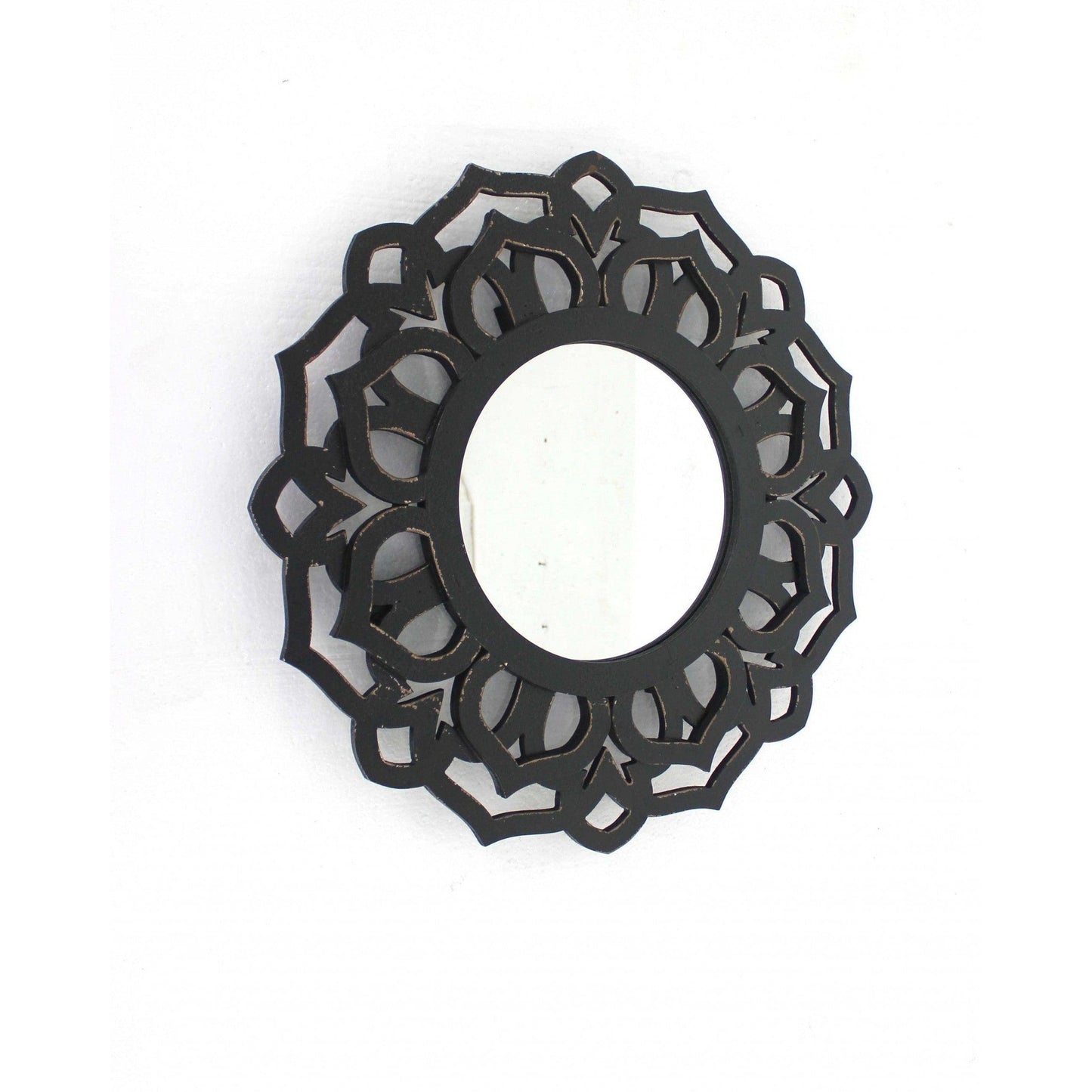 HomeRoots Traditional Lotus Wall Mirror In Black