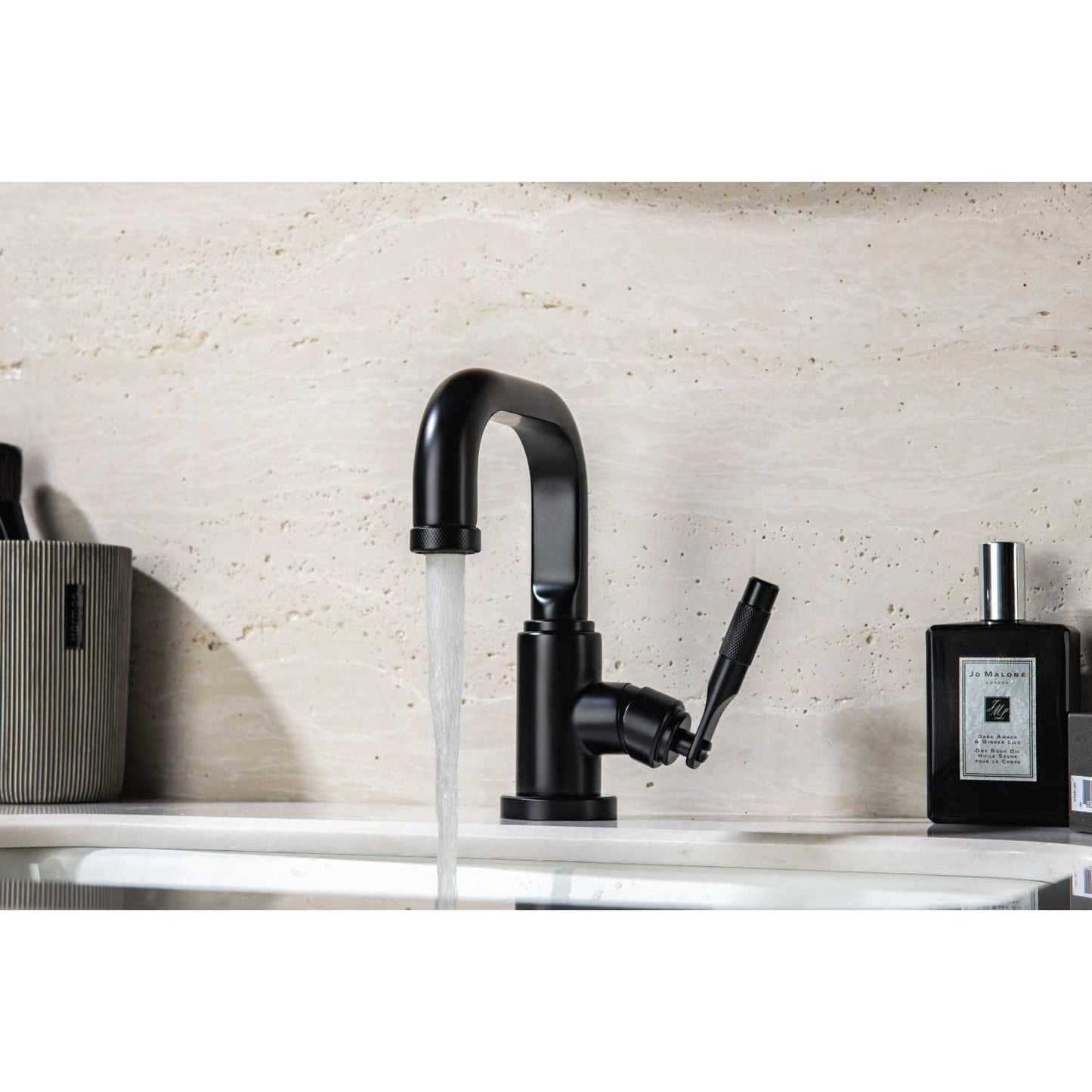 Isenberg Serie 250 8" Single-Hole Matte Black Deck-Mounted Bathroom Sink Faucet With Pop-Up Drain