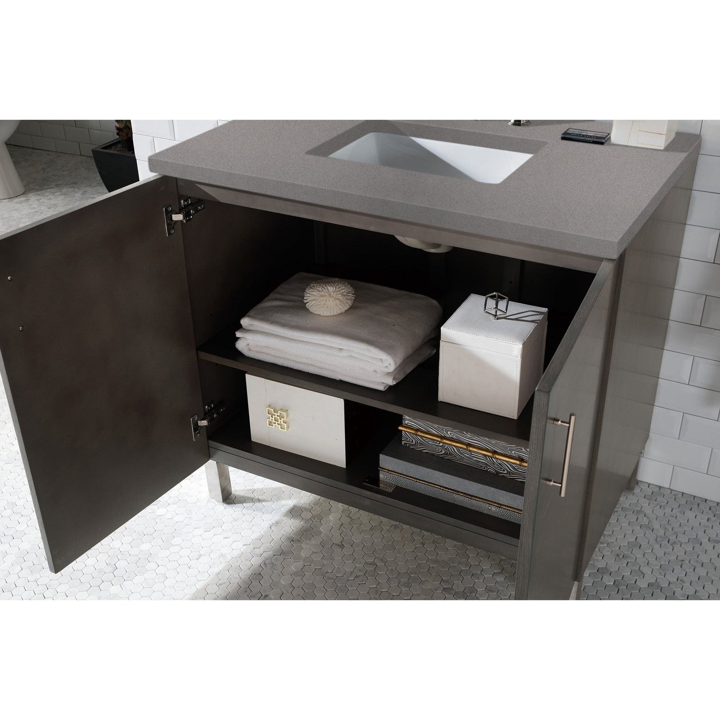 James Martin Metropolitan 36" Single Silver Oak Bathroom Vanity With 1" Gray Expo Quartz Top and Rectangular Ceramic Sink
