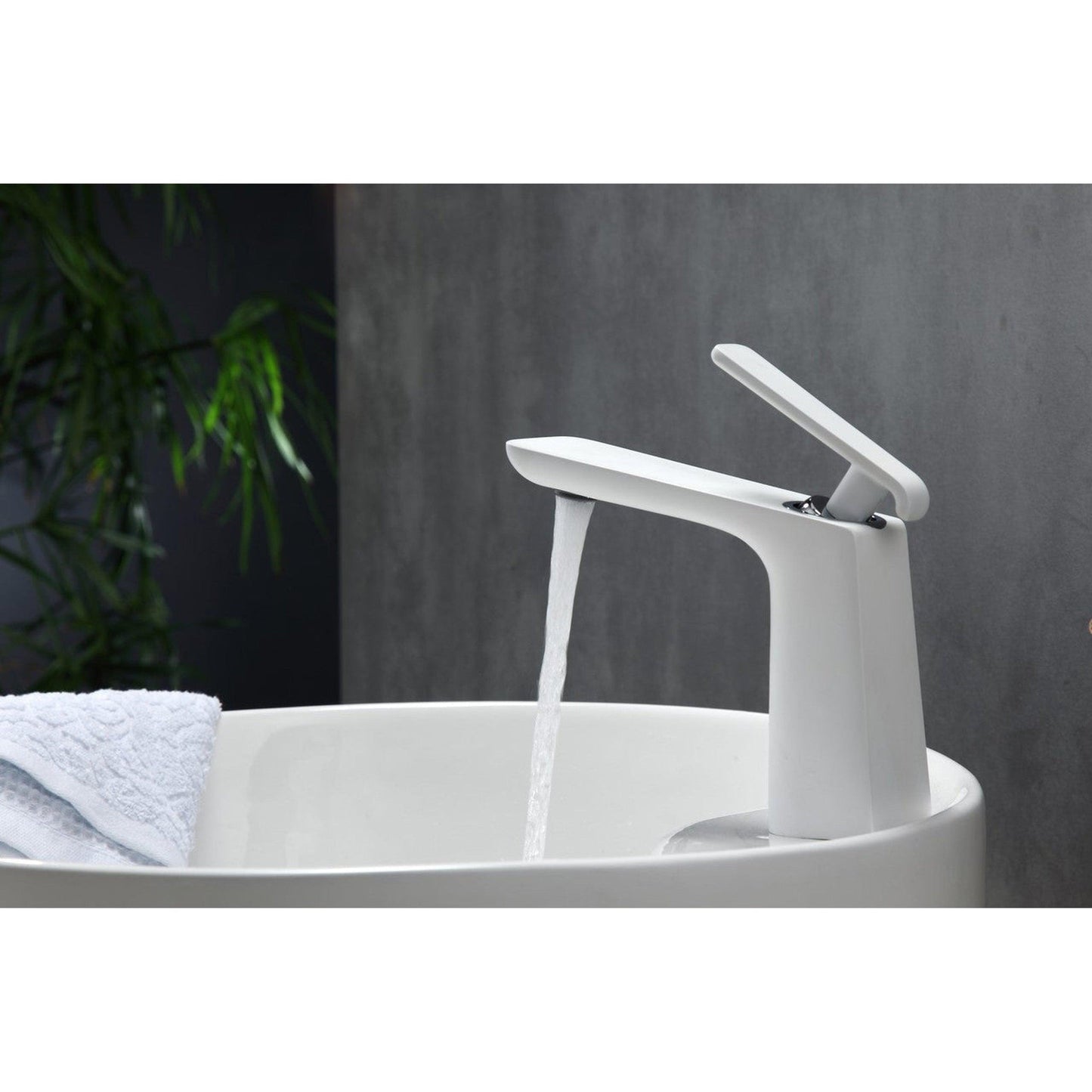 KubeBath Aqua Adatto 7" Single Hole Matte White Bathroom Faucet