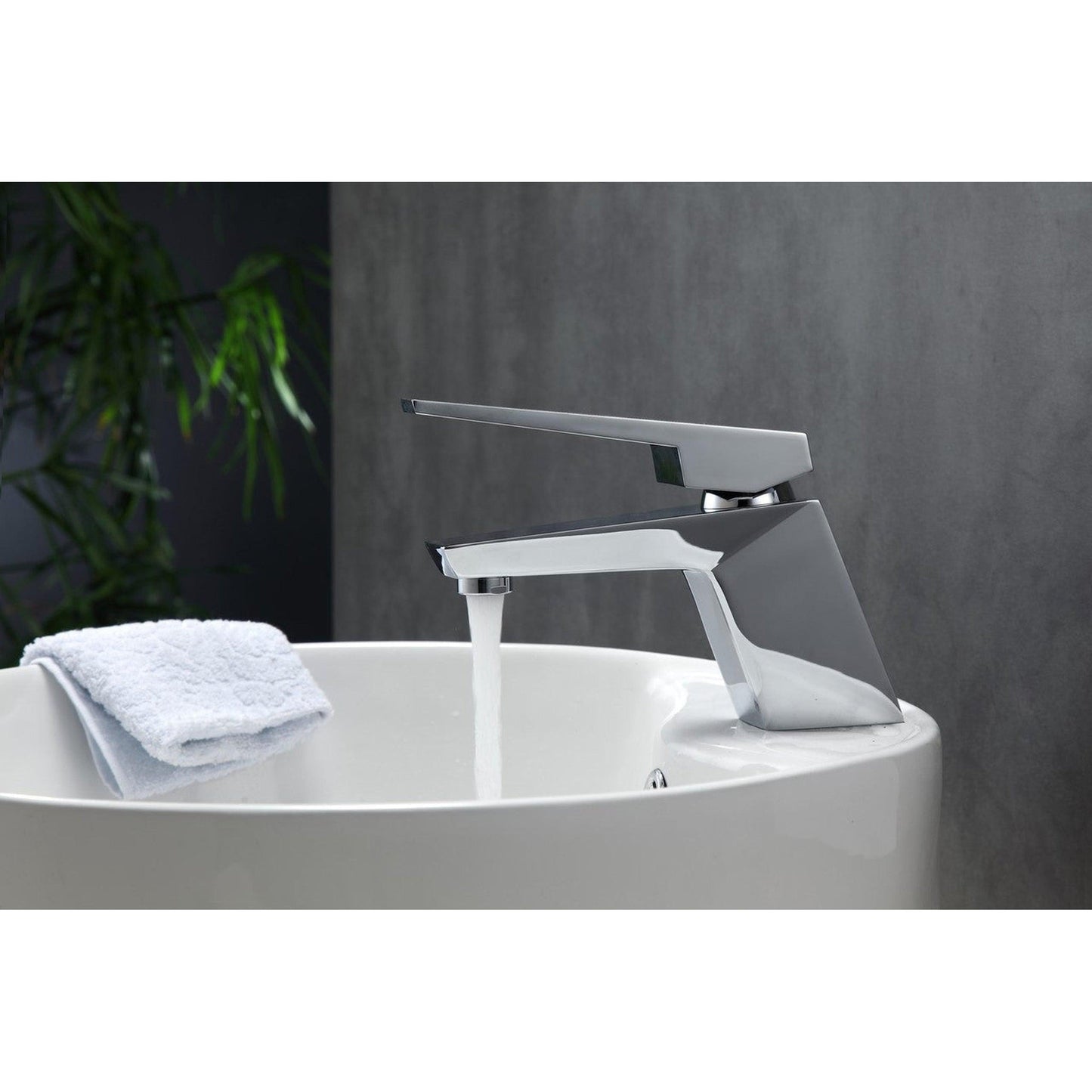 KubeBath Aqua Siza 5" Single Hole Polished Chrome Modern Bathroom Faucet