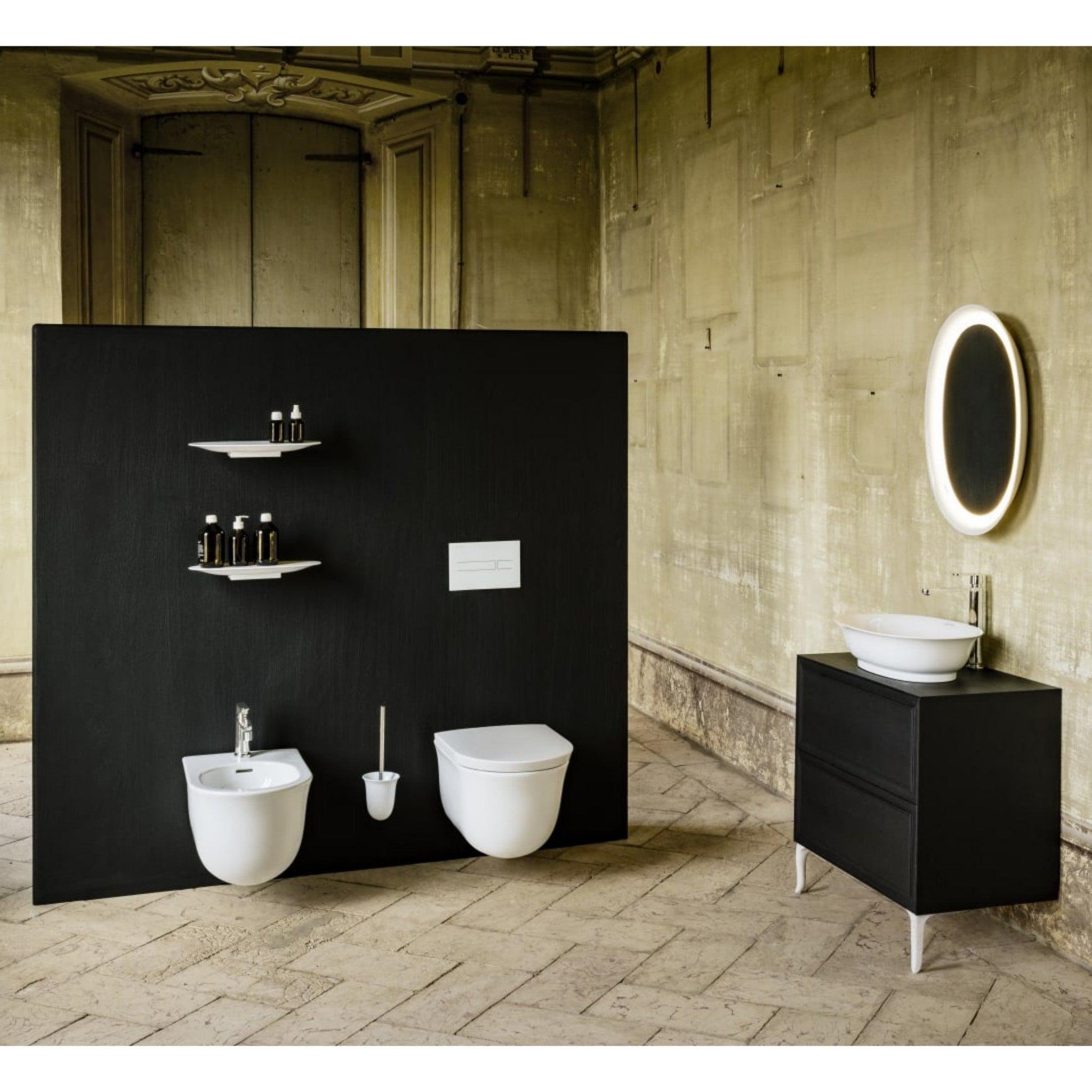 Laufen New Classic 15" Single-Hole Mattte White Wall-Mounted Bidet – US Bath Store