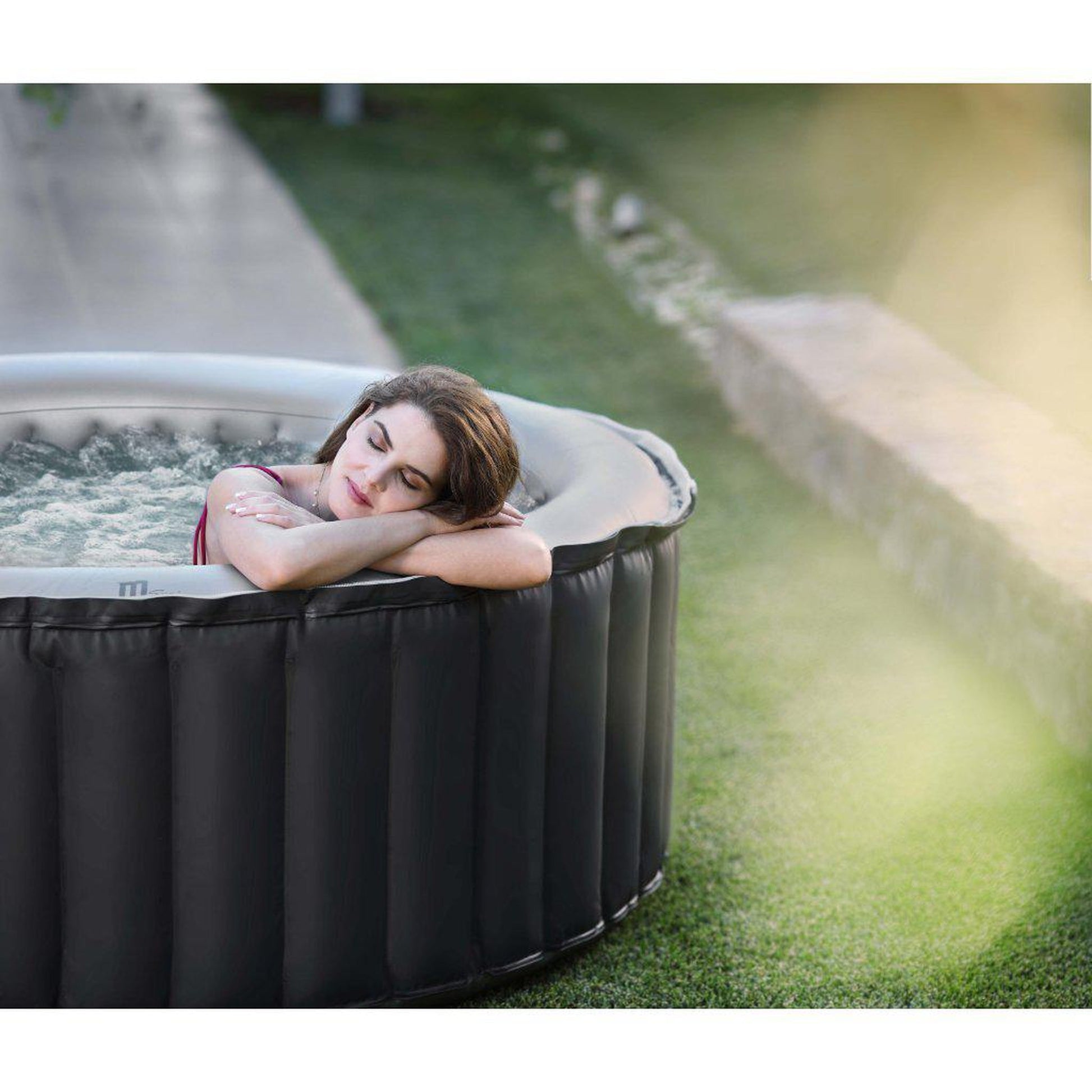 MSpa Delight Silver Cloud 71" 4-Person 118-Jet Round Gray Inflatable Outdoor Hot Tub