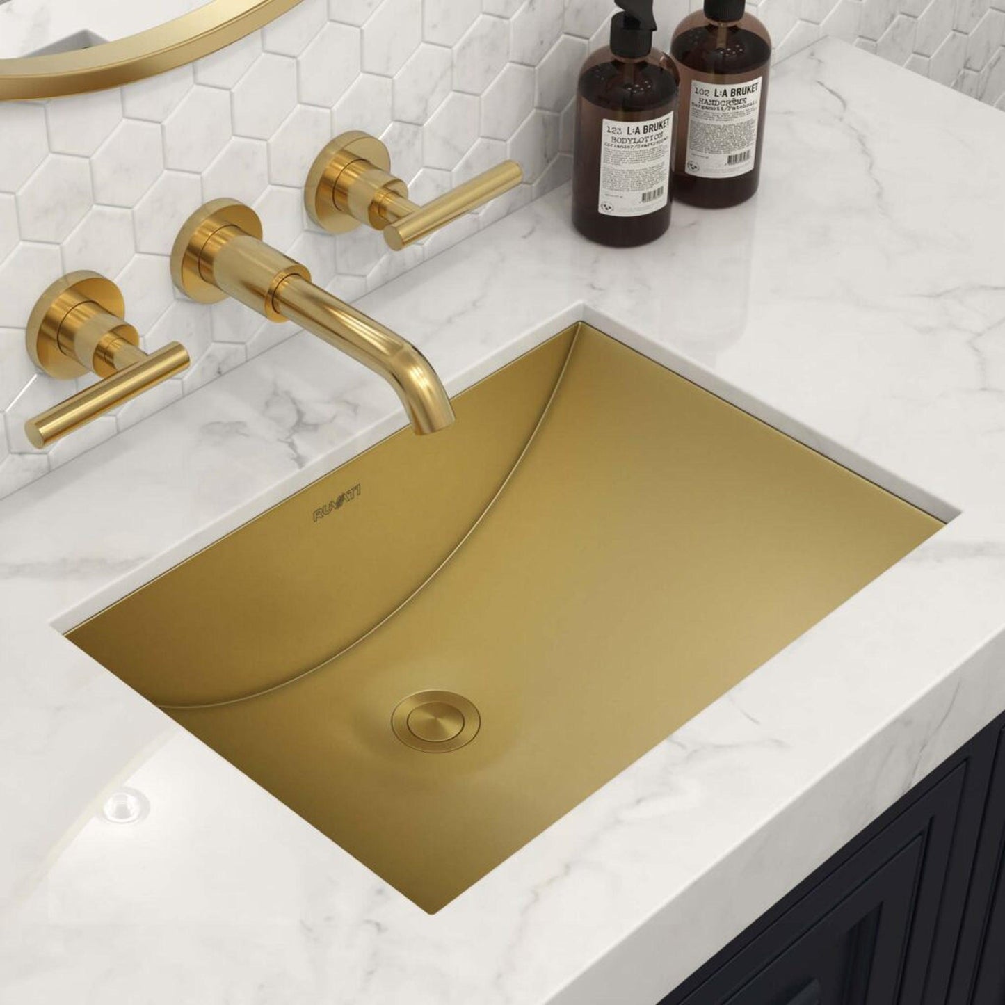 Ruvati Ariaso 18” x 12” Brushed Gold Polished Brass Undermount Bathroom Sink